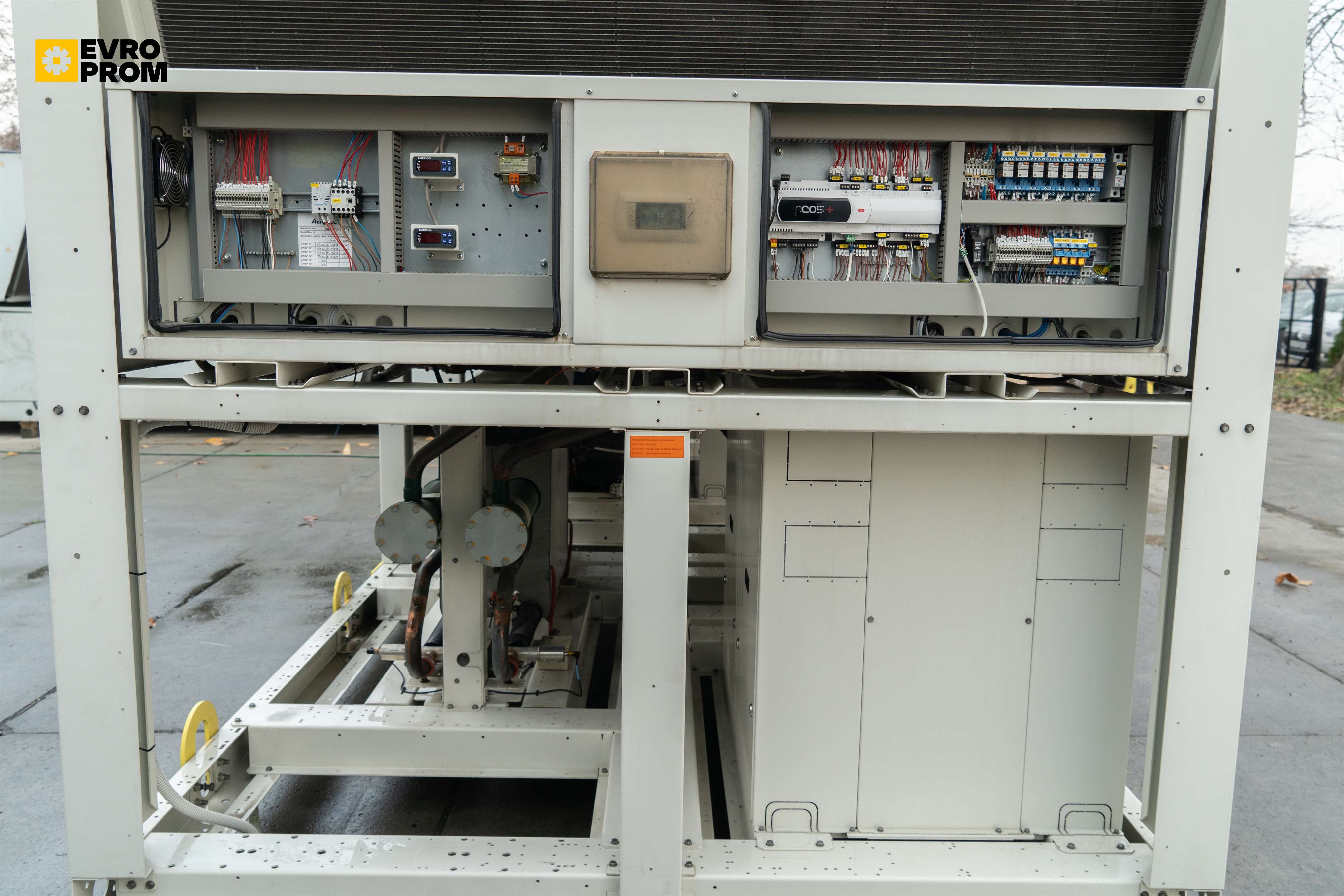 Chiller Aermec | 634 kW | R410A | Usato | Garanzia in vendita - foto 8