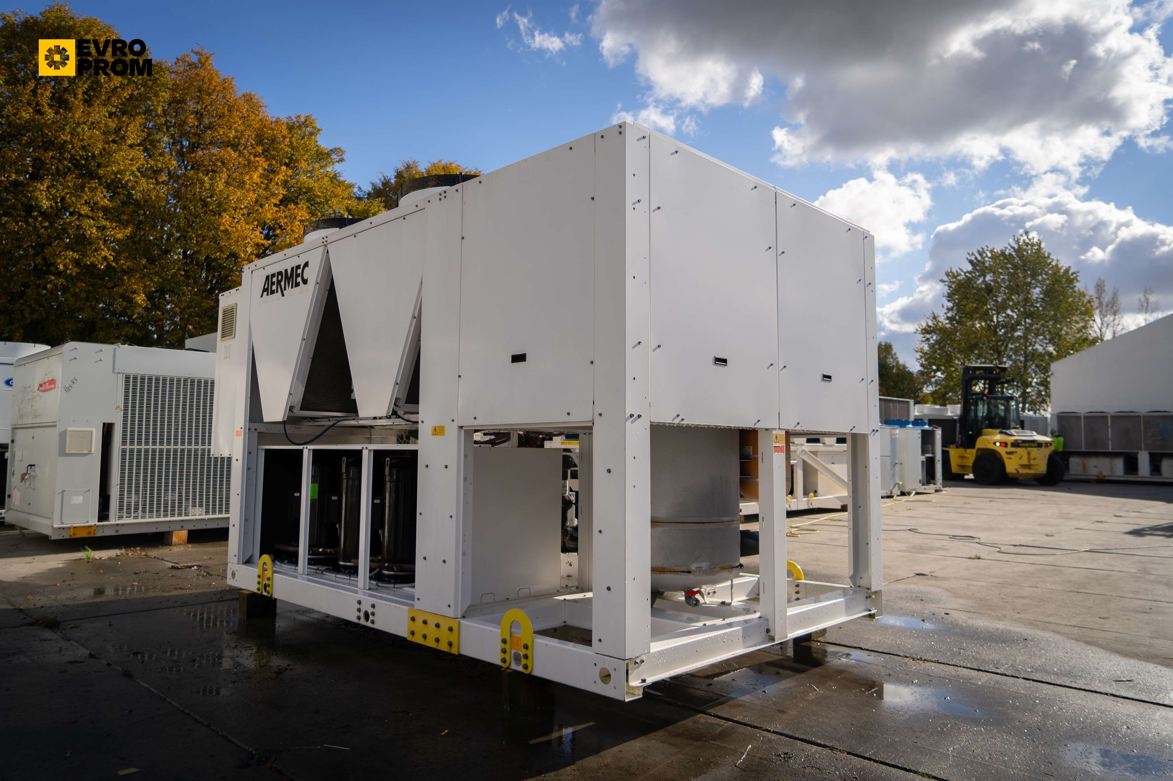 Chiller AERMEC | 217 kW | 2019 | Garanzia | Nuovo in vendita - foto 5