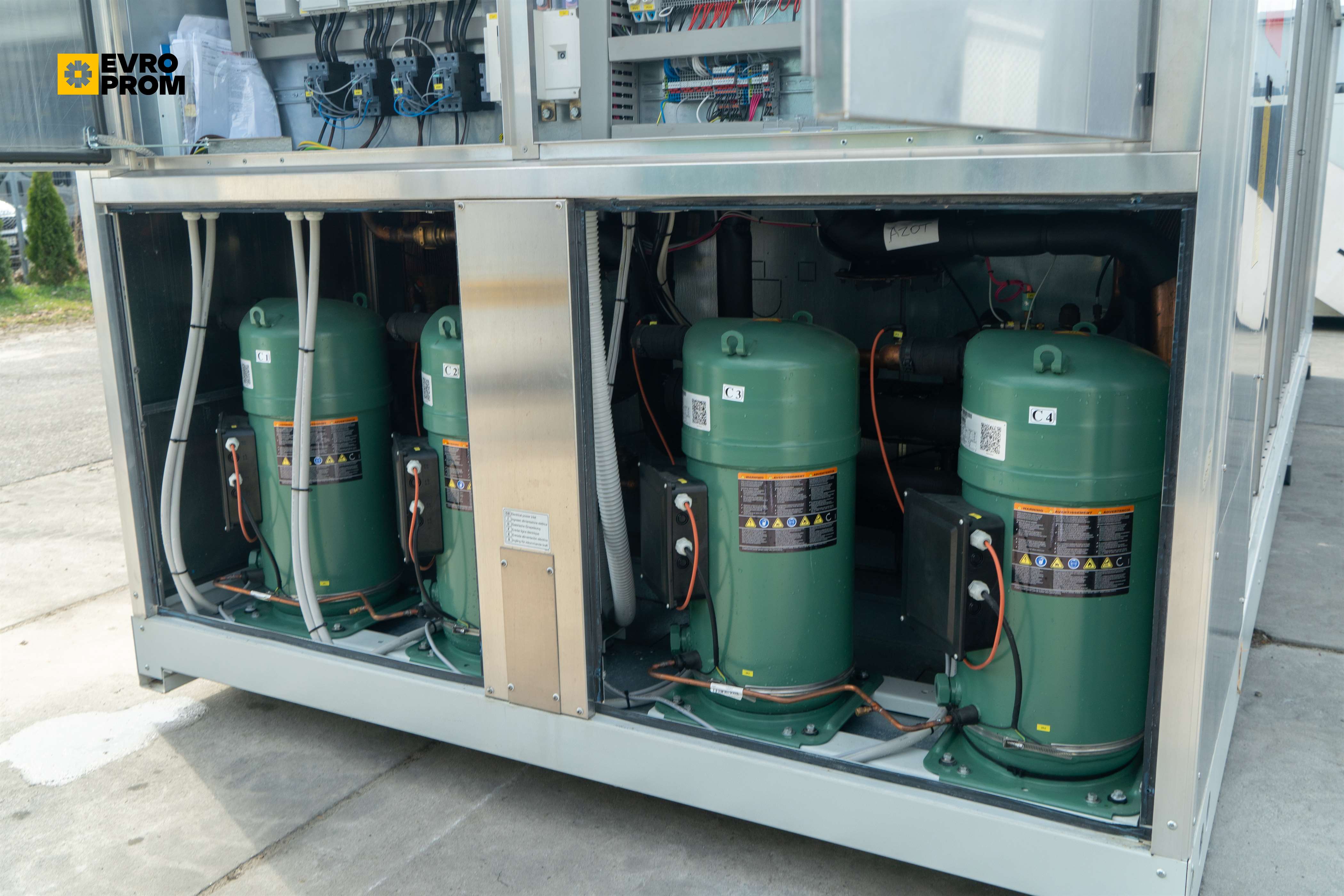 Chiller Climaveneta 311/327 kW | pompa di calore| Nuovo in vendita - foto 11