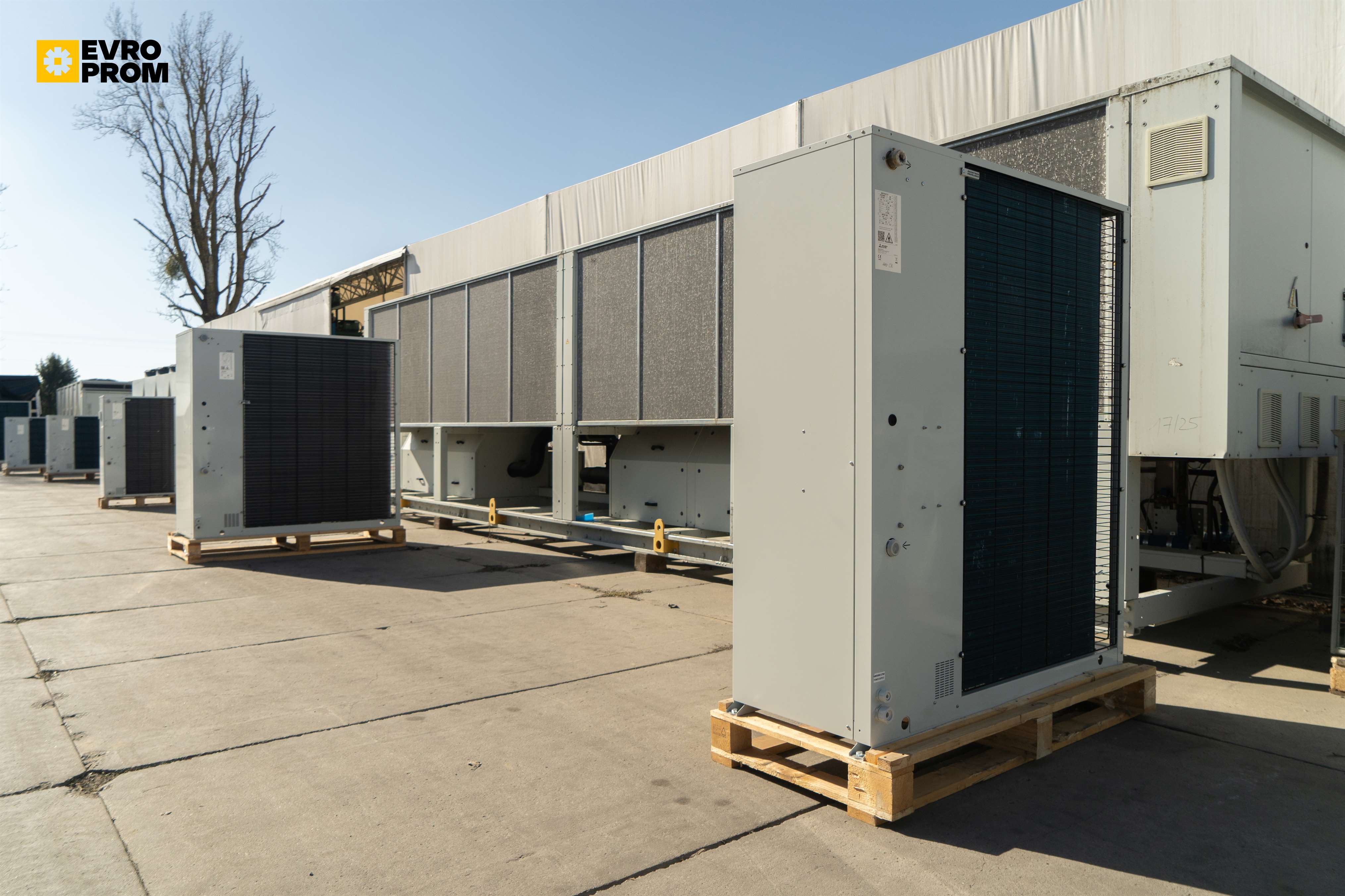 Chiller Climaveneta 25/27 kW | pompa di calore | Nuovo in vendita - foto 3