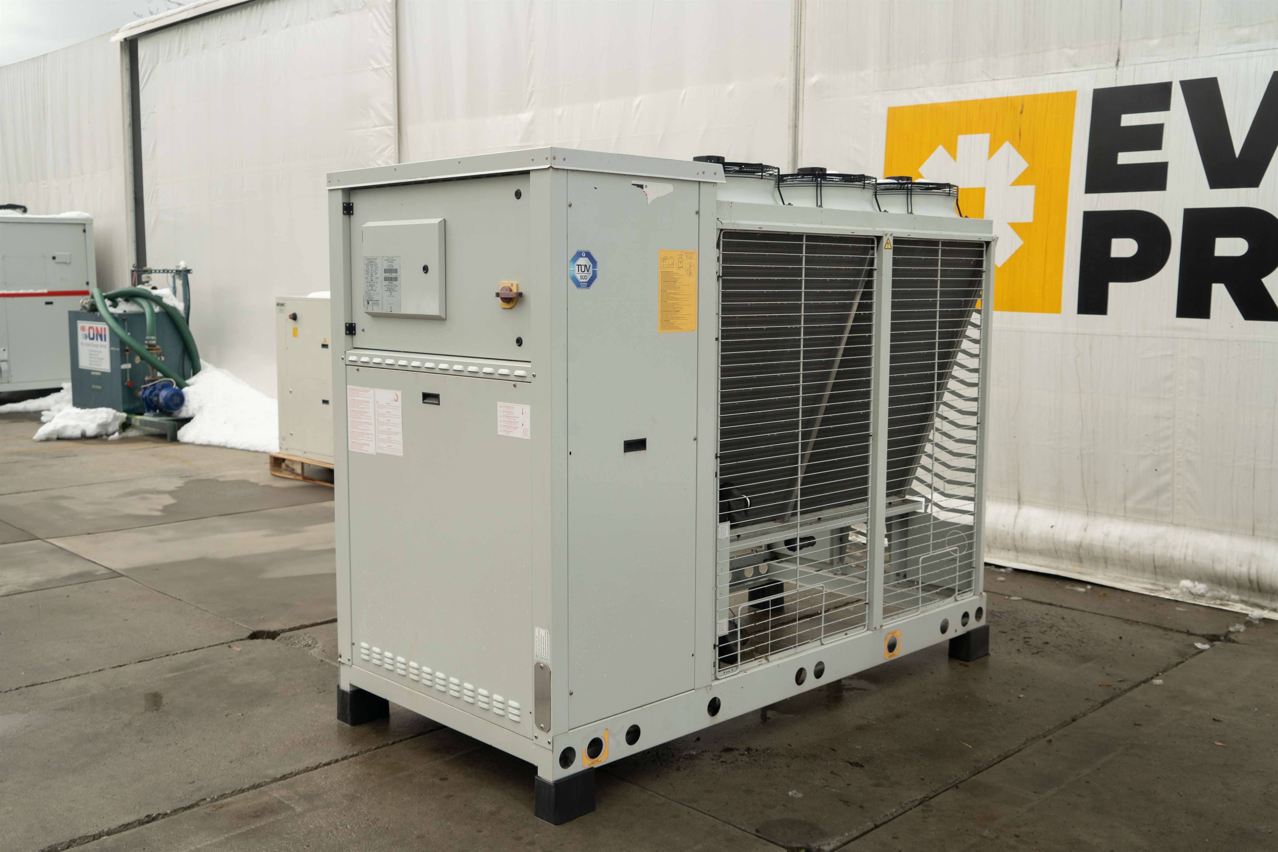 Chiller CLIMAVENETA | 70.25/73.12 kW | Garanzia | Nuovo in vendita - foto 2