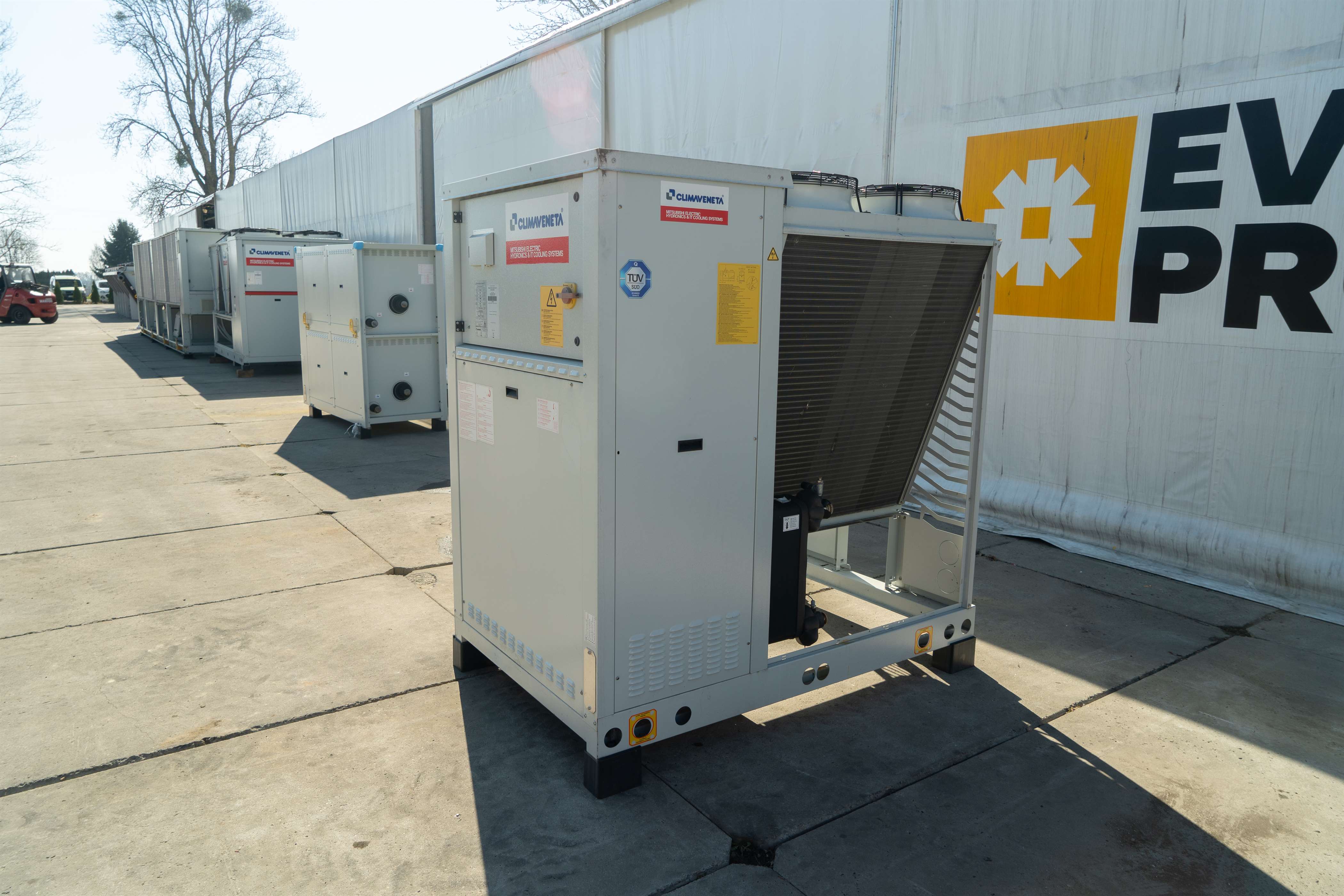 Chiller CLIMAVENETA | 44.9/53.1 kW | Garanzia | Nuovo in vendita - foto 3