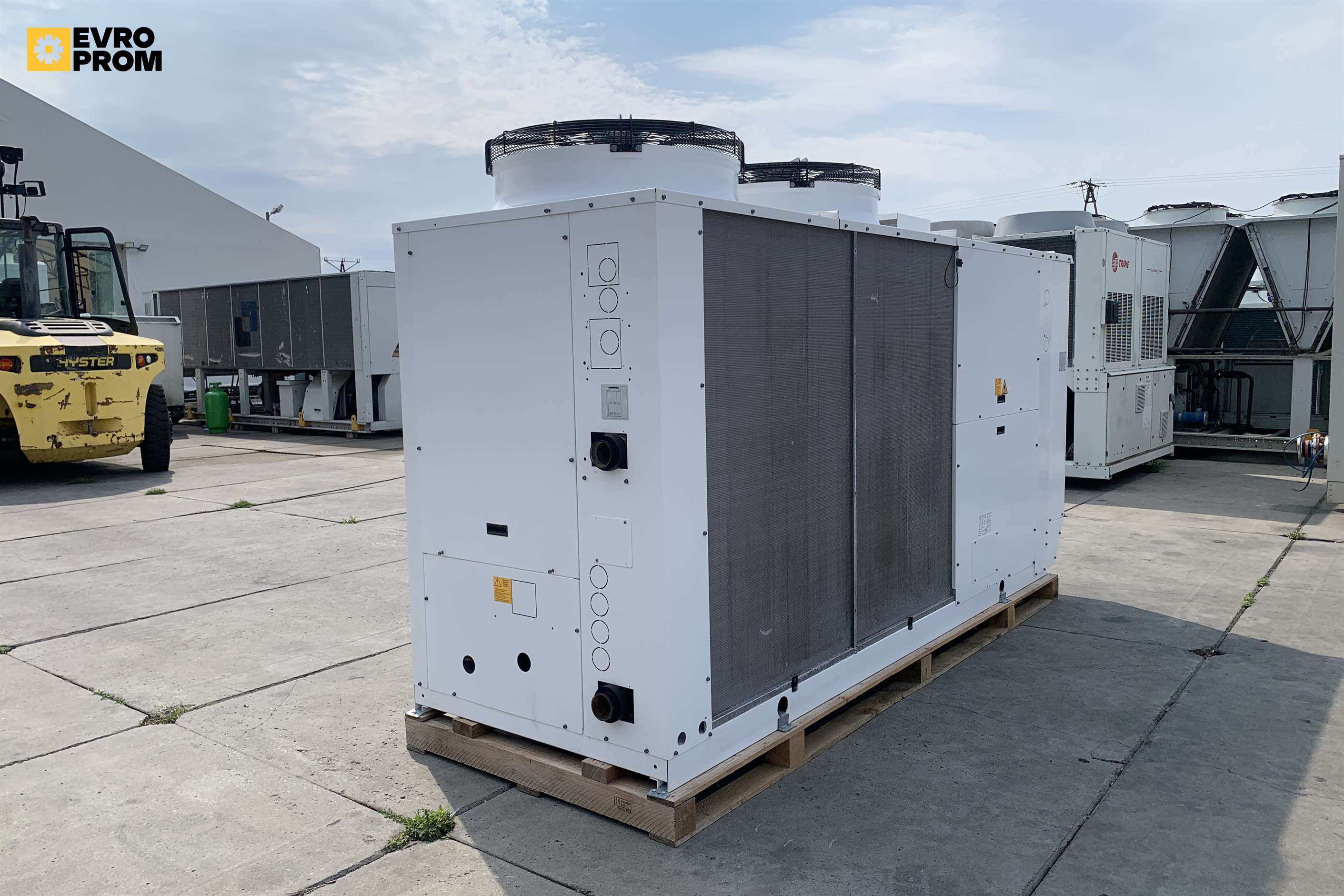 135 kW | Chiller Aermec aircooled | Nuovo 2024 in vendita - foto 4