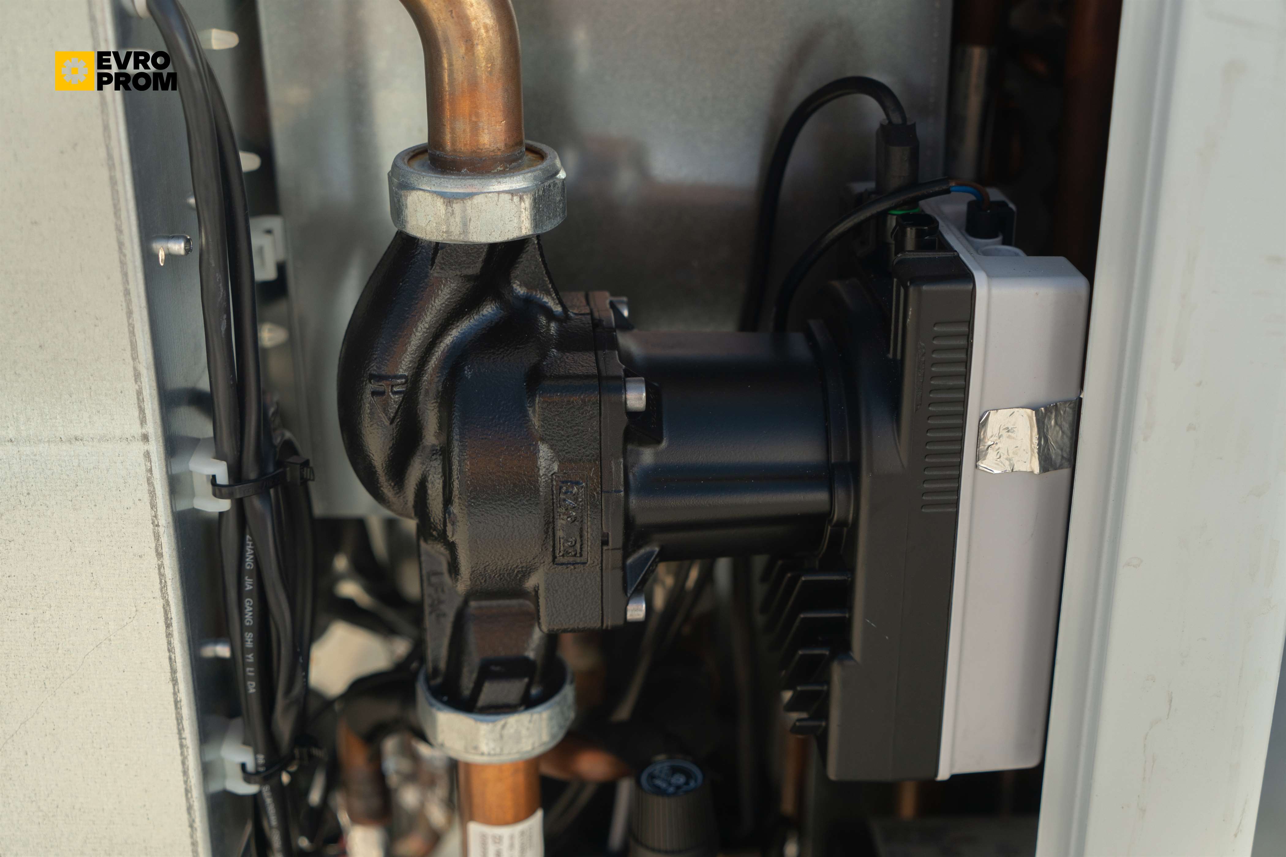Chiller Climaveneta | 14.9 kW | inverter | 2023 | Nuovo in vendita - foto 8