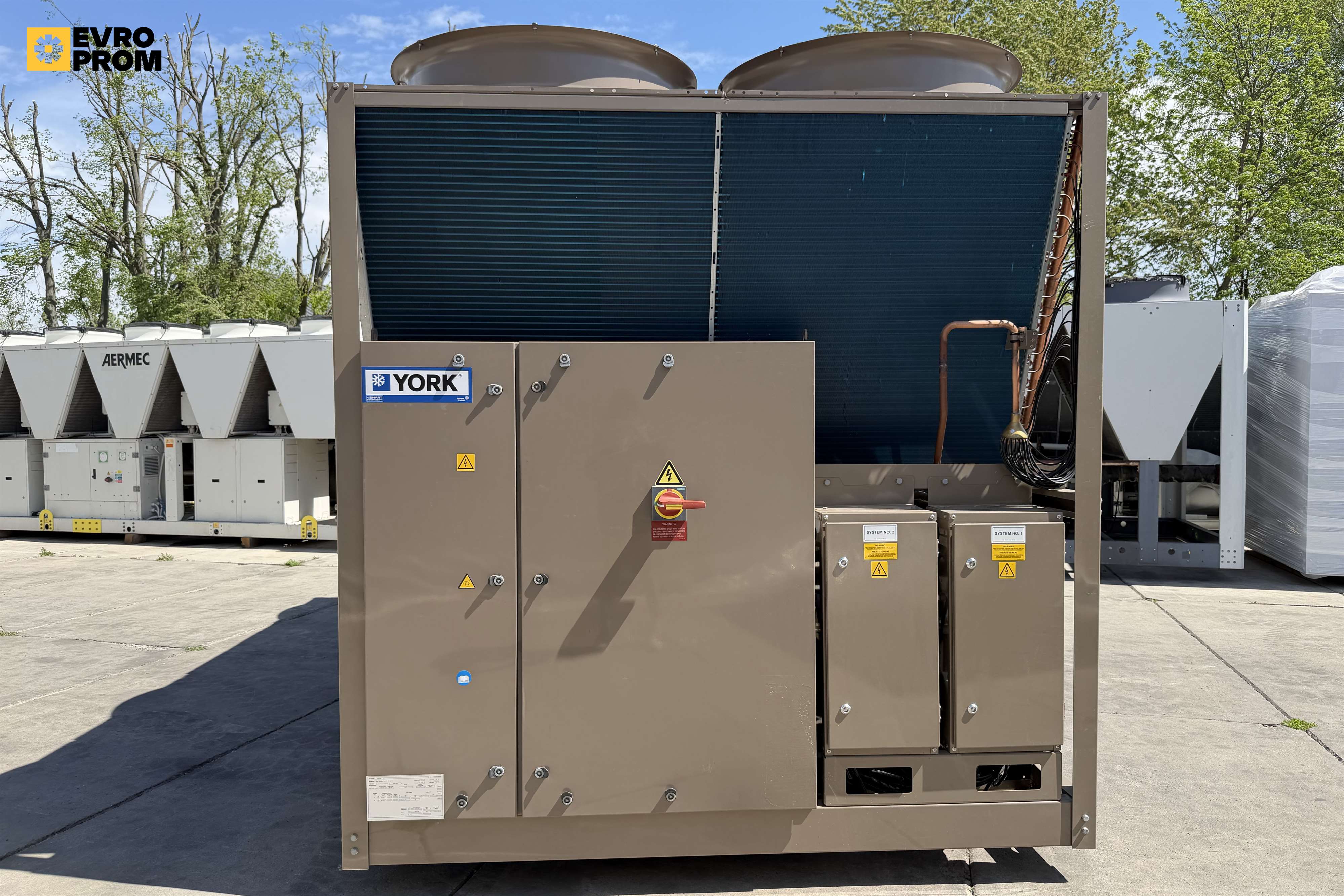 Chiller York 364/406 kW | pompa di calore | Nuovo in vendita - foto 3