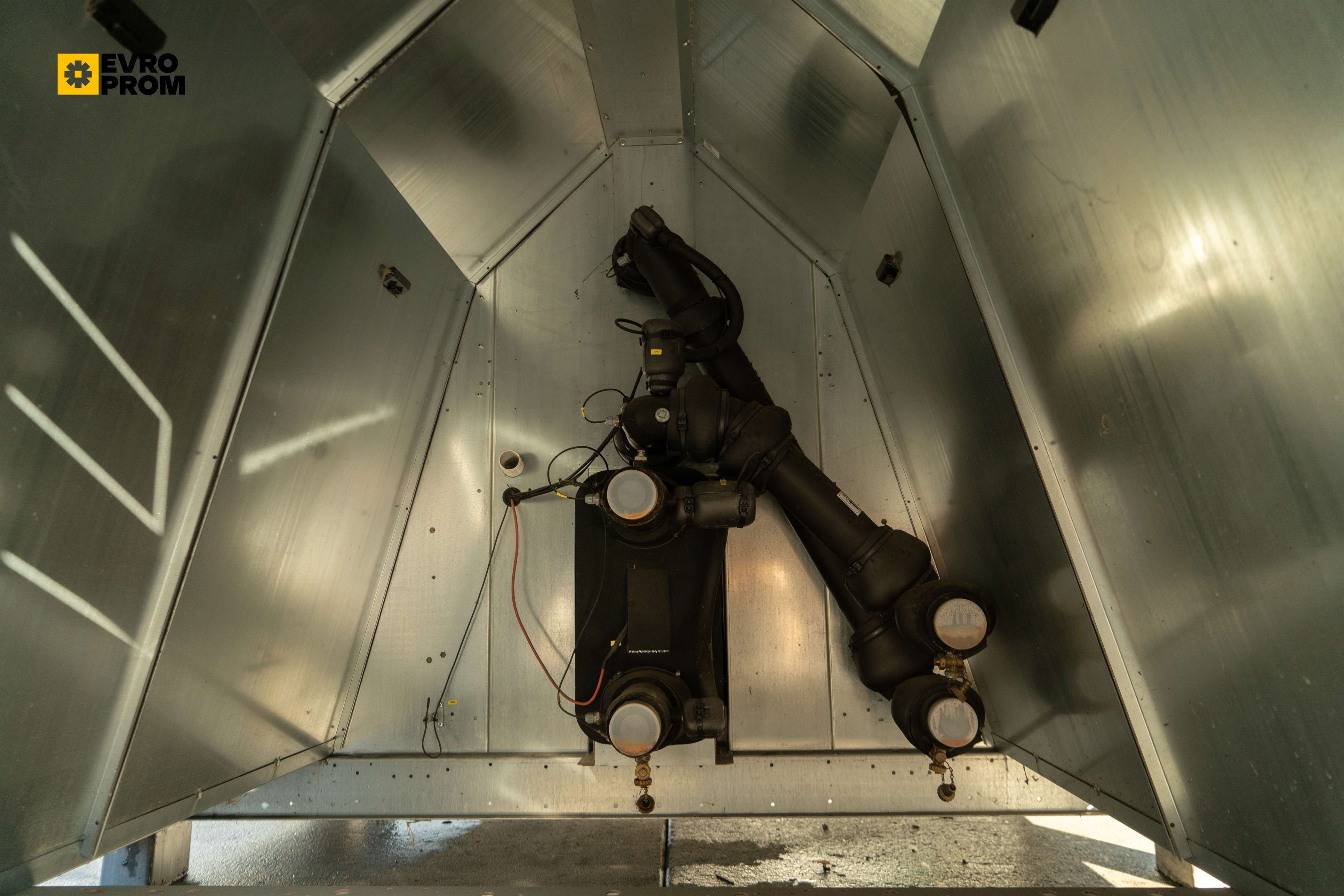 Chiller CLIMAVENETA | 159,7/178 kW | Garanzia | Nuovo in vendita - foto 8