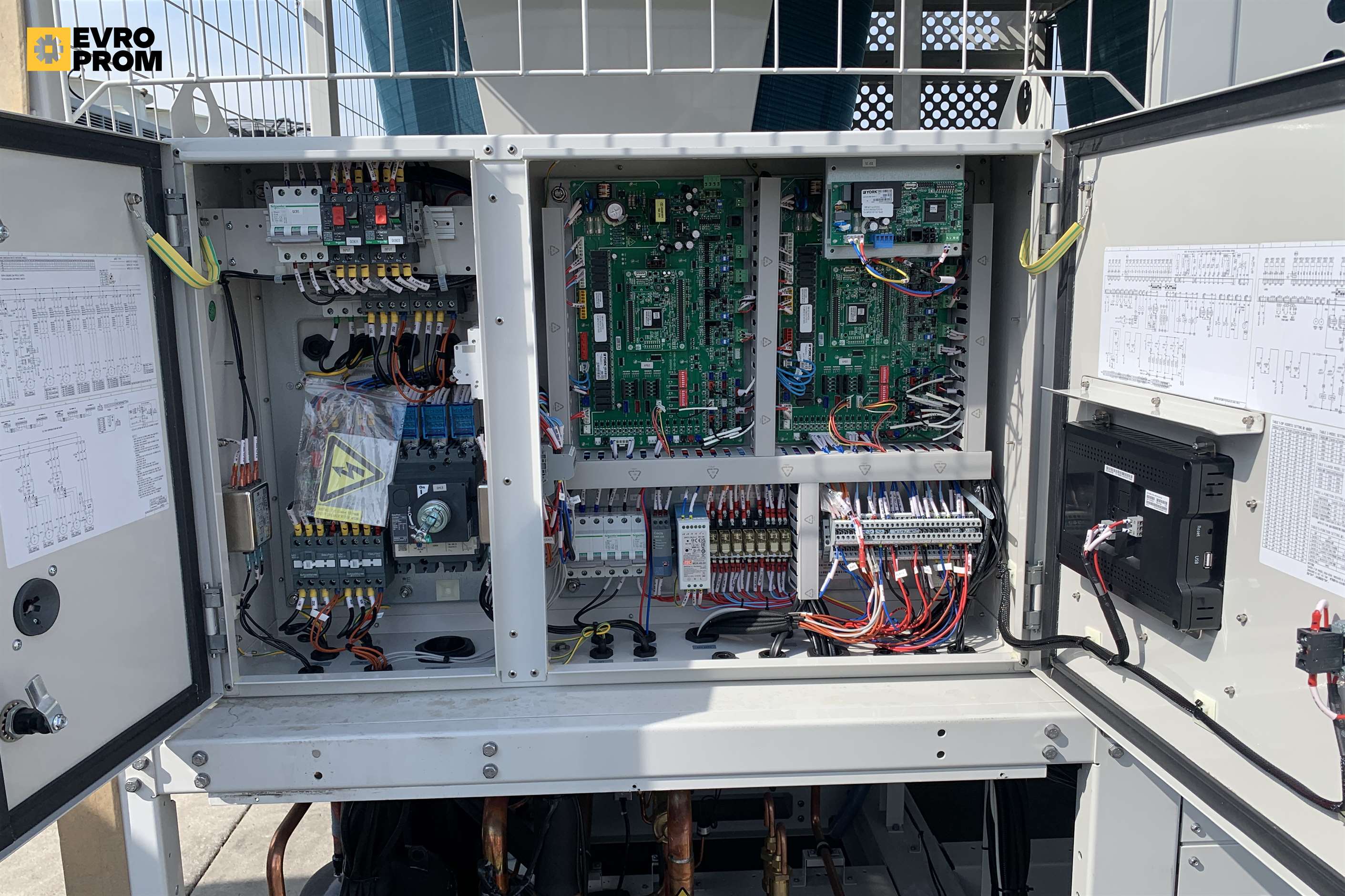 Aircooled chiller York 159/160 kW  | 2022 | Nuovo in vendita - foto 13