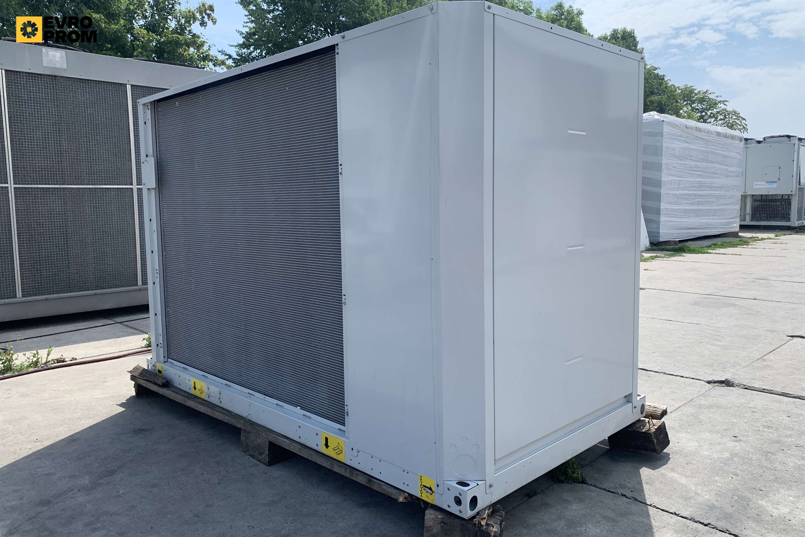 Chiller Carrier aircooled | 41,7 kW | 2023 Nuovo in vendita - foto 3