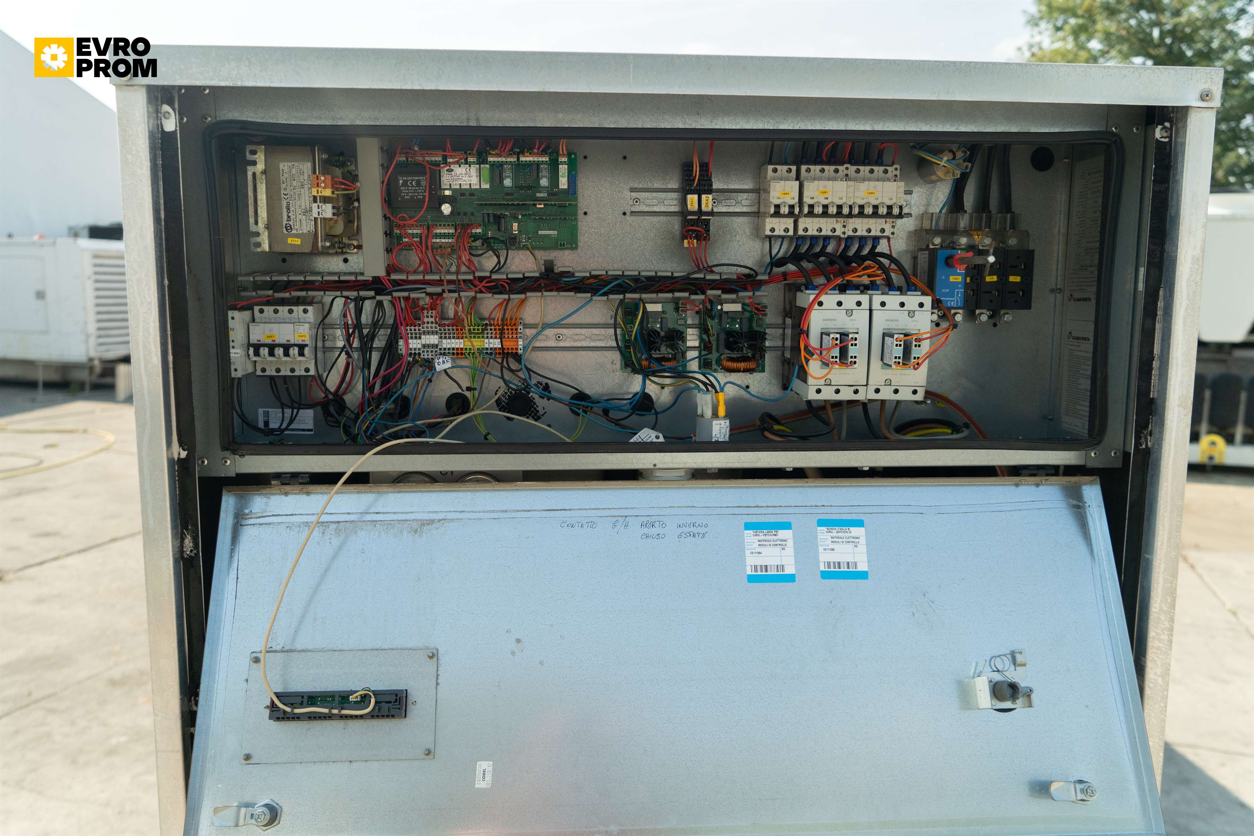 Chiller Climaveneta 127/144 kW | pompa di calore in vendita - foto 13