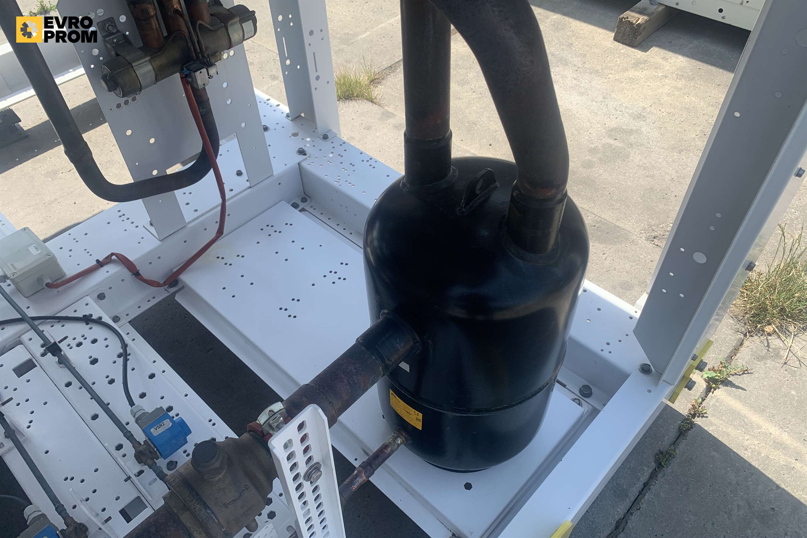 Chiller Aermec pompa di calore | 350/363 kW | 2024 in vendita - foto 10