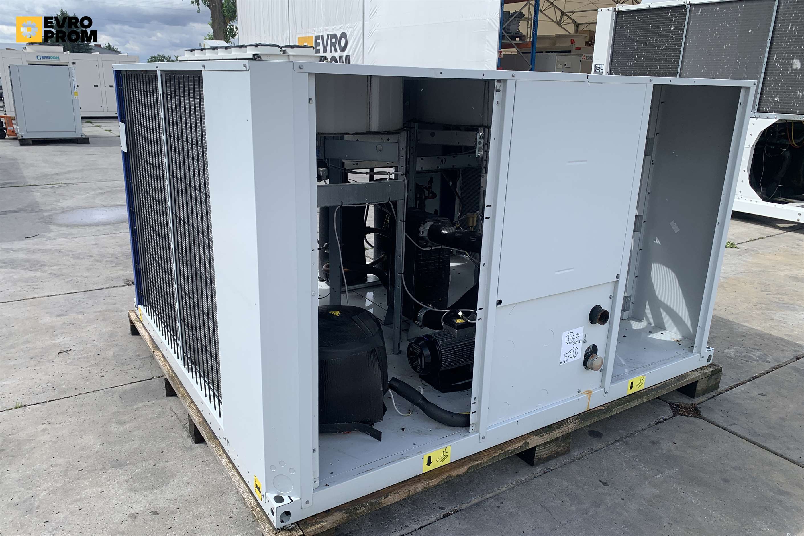 Chiller Carrier aircooled | 93,4 kW | 2022 Nuovo in vendita - foto 7