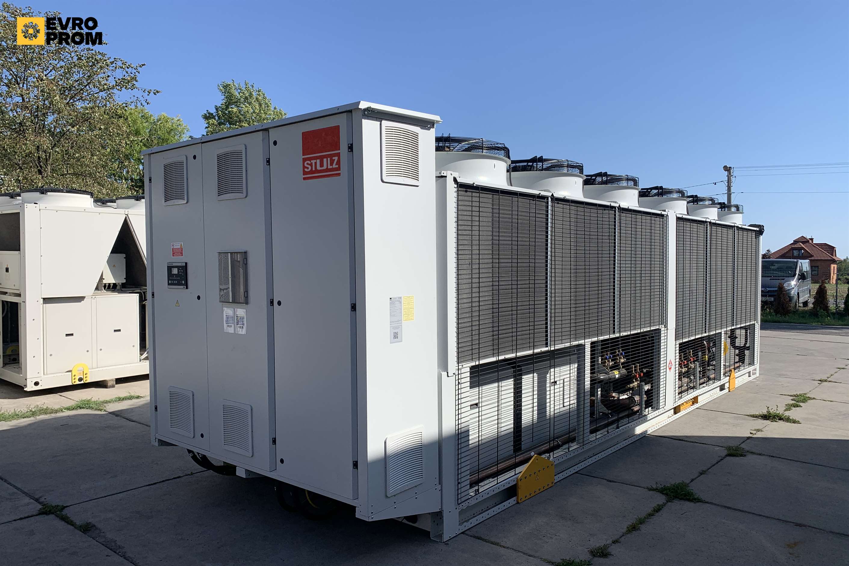 Screw chiller Stulz a inverter | 820 kW | Nuovo in vendita - foto 2