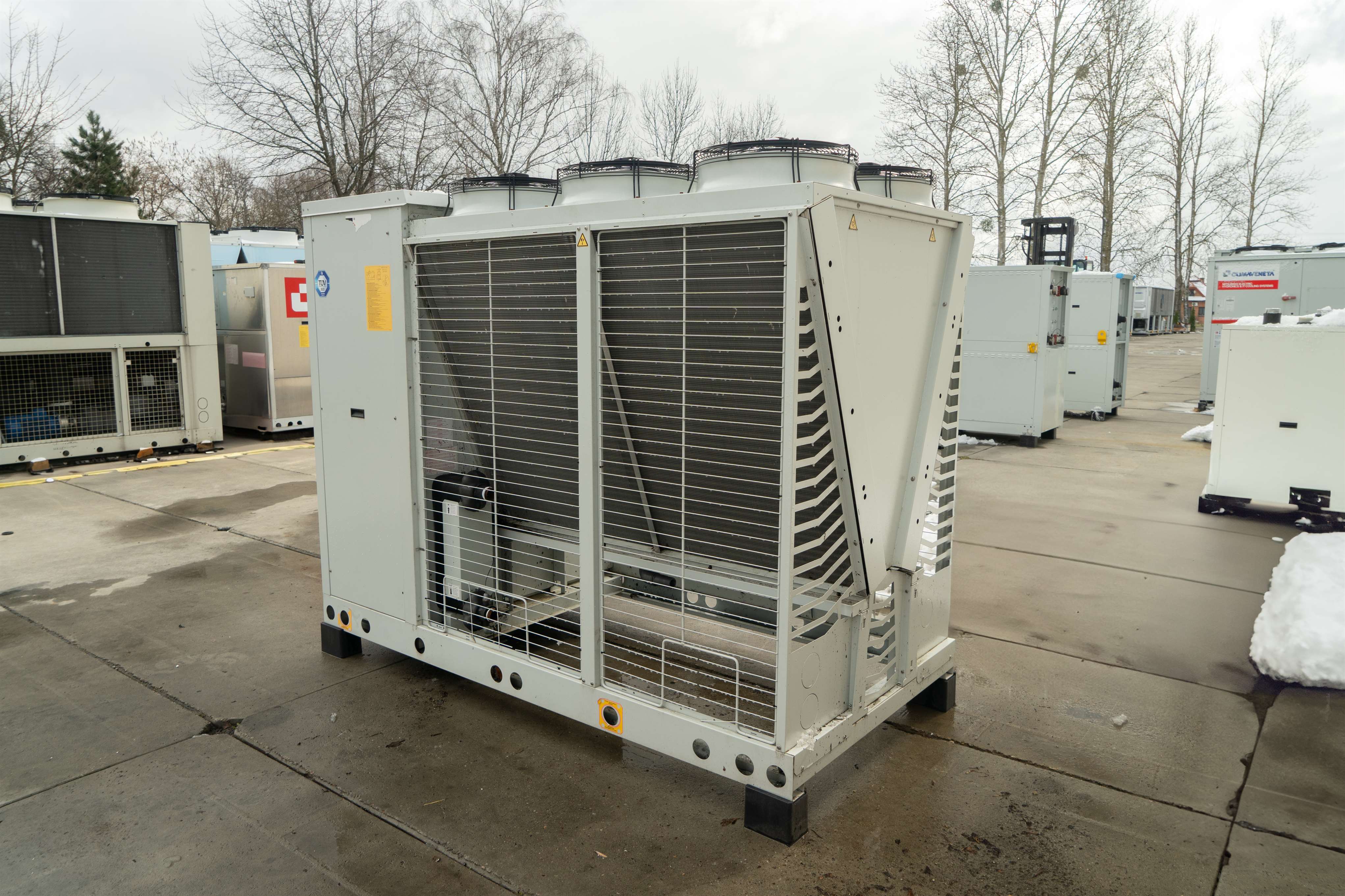 Chiller CLIMAVENETA | 70.25/73.12 kW | Garanzia | Nuovo in vendita - foto 4