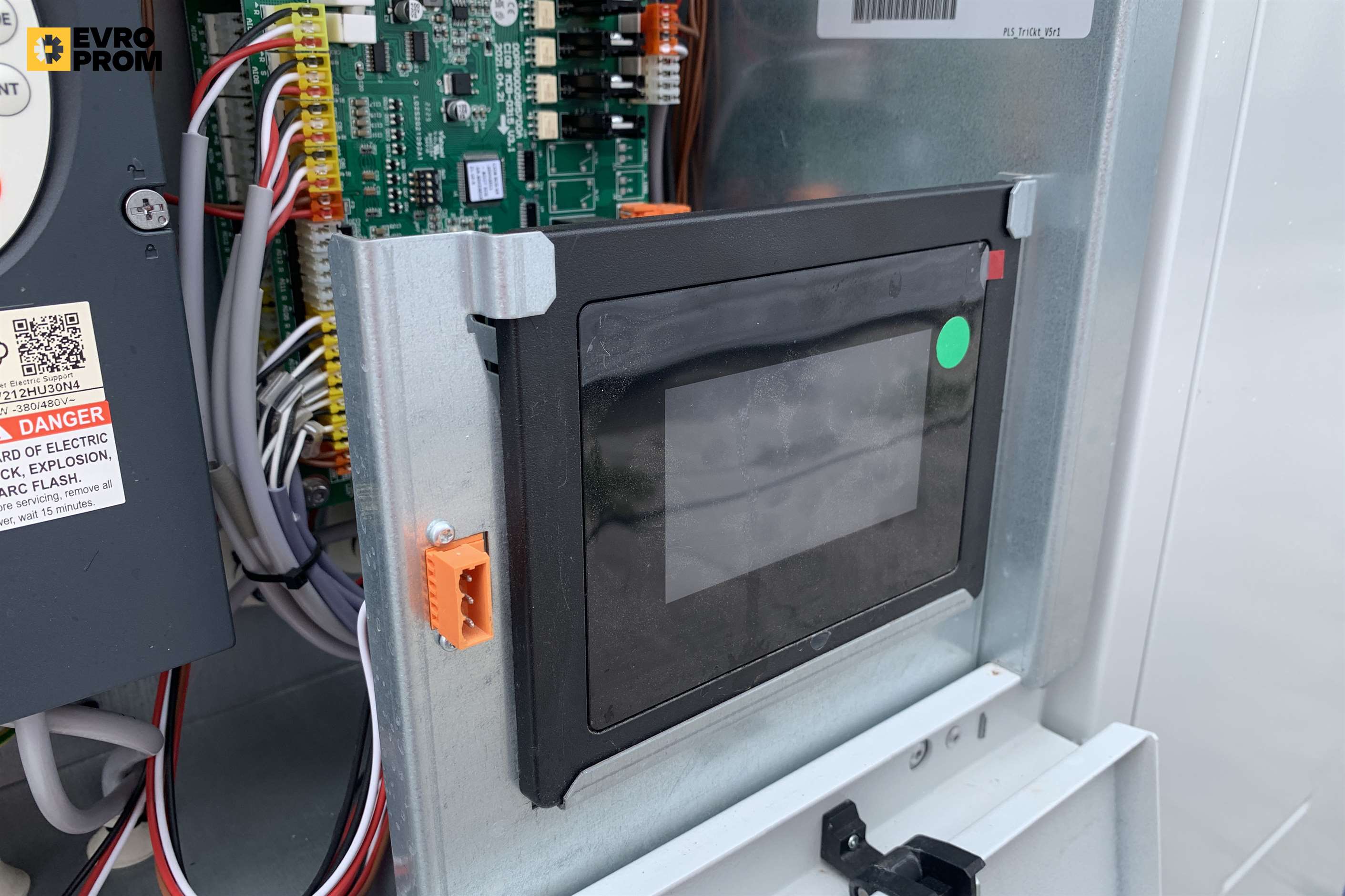 Chiller Carrier pompa di calore | 87/93 kW | 2023 in vendita - foto 14