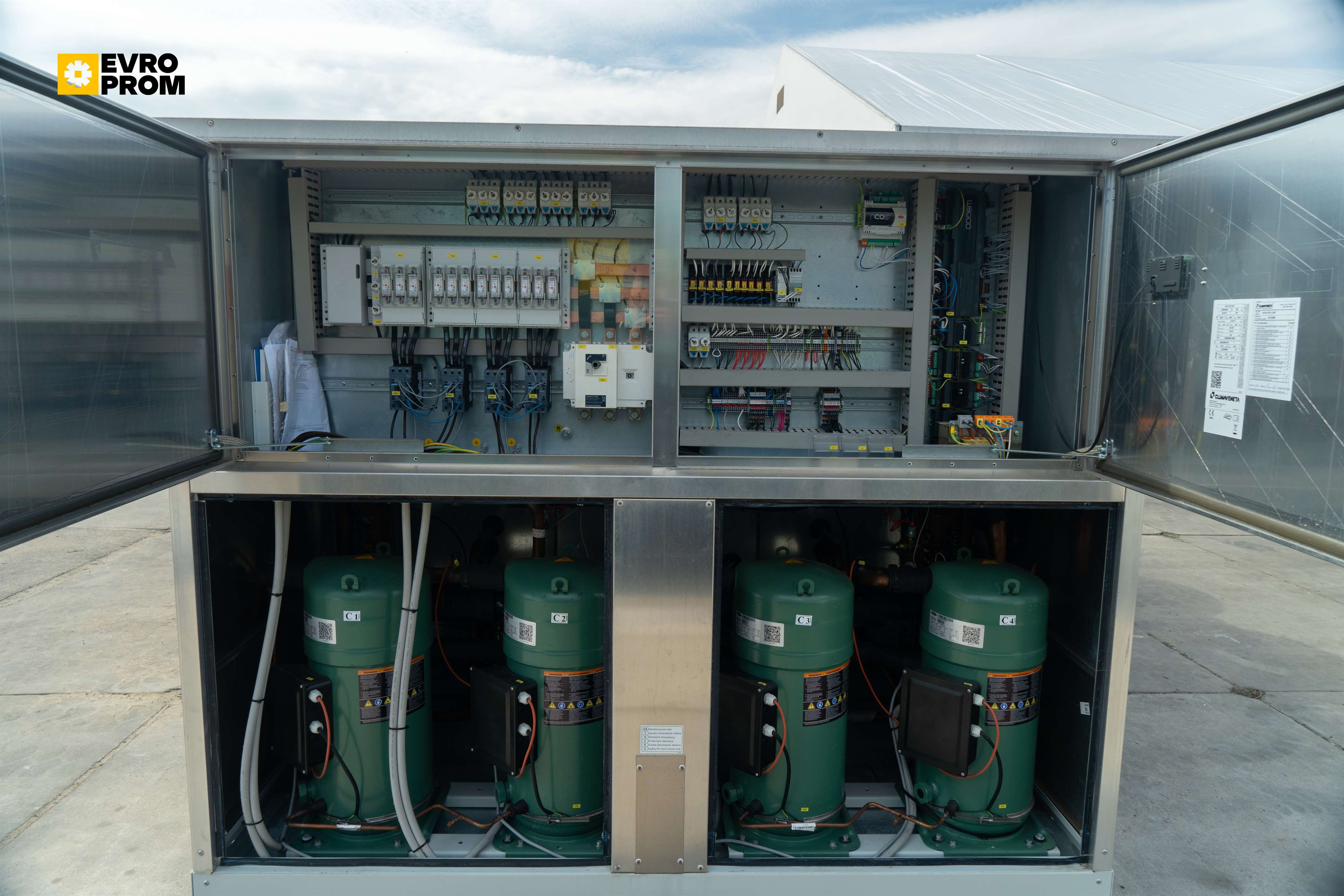 Chiller Climaveneta 311/327 kW | pompa di calore| Nuovo in vendita - foto 7