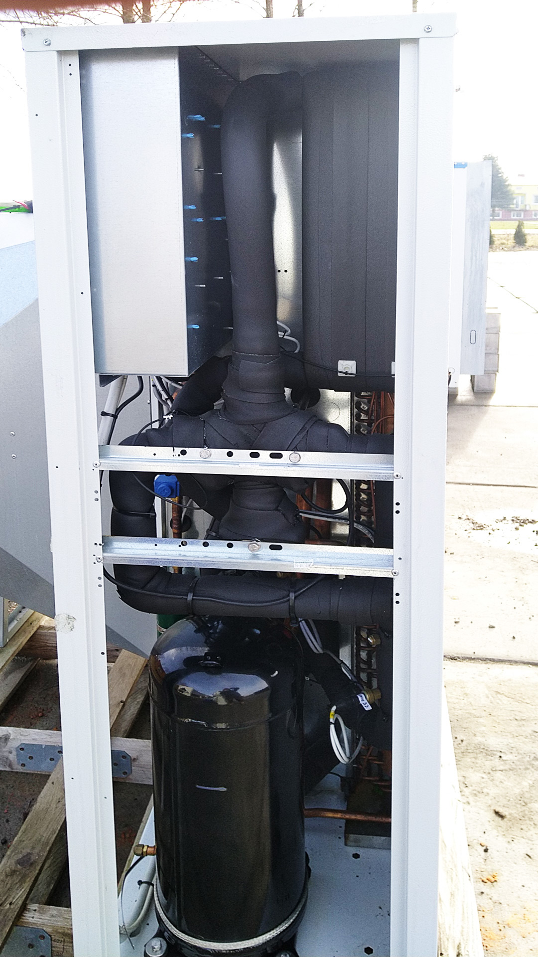 Chiller Blue Box 26/30 kW | pompa di calore | Nuovo in vendita - foto 7