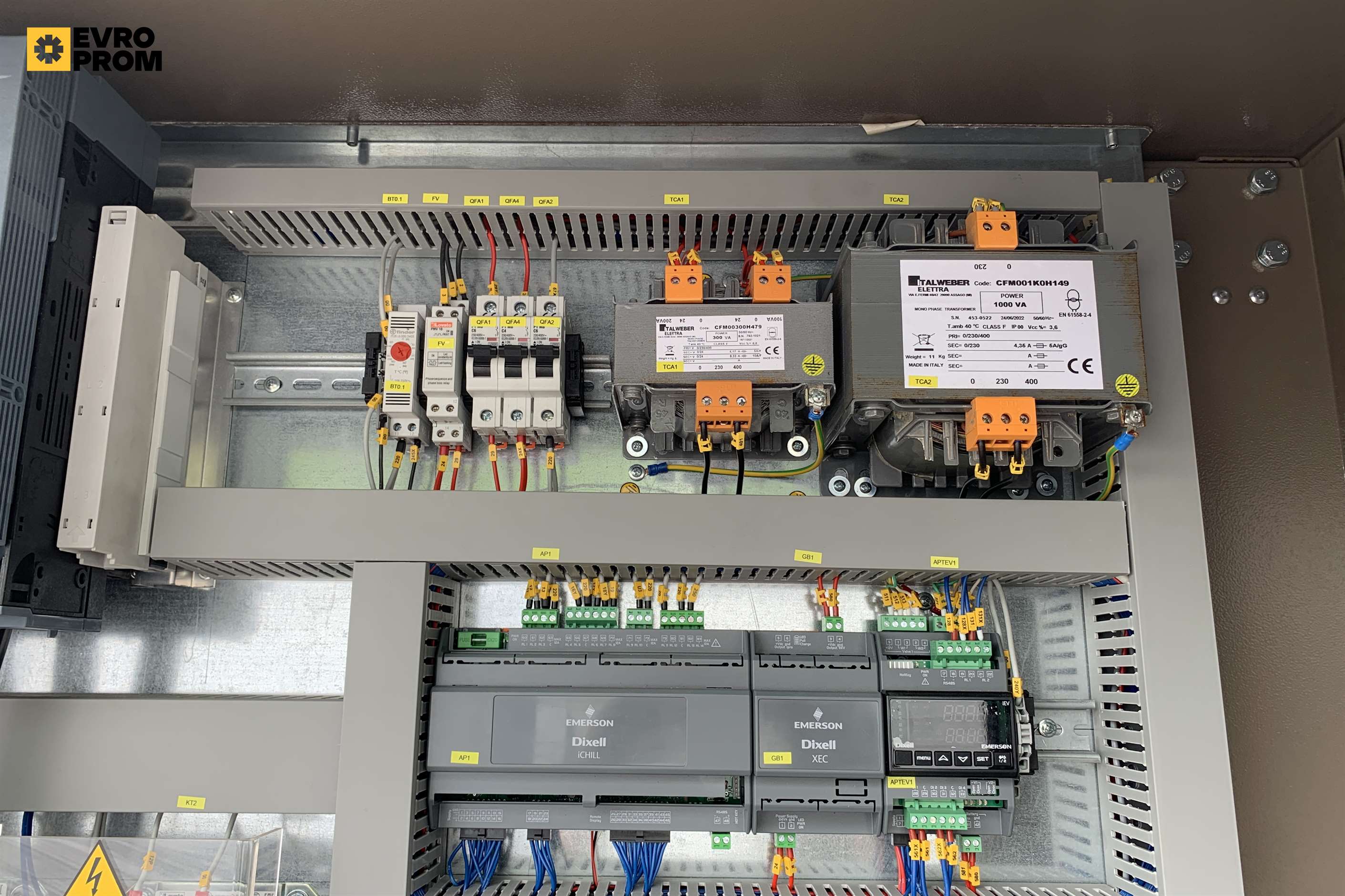 Chiller York 535 kW | R1234ze | EC-fans | 2024 | Nuovo in vendita - foto 14