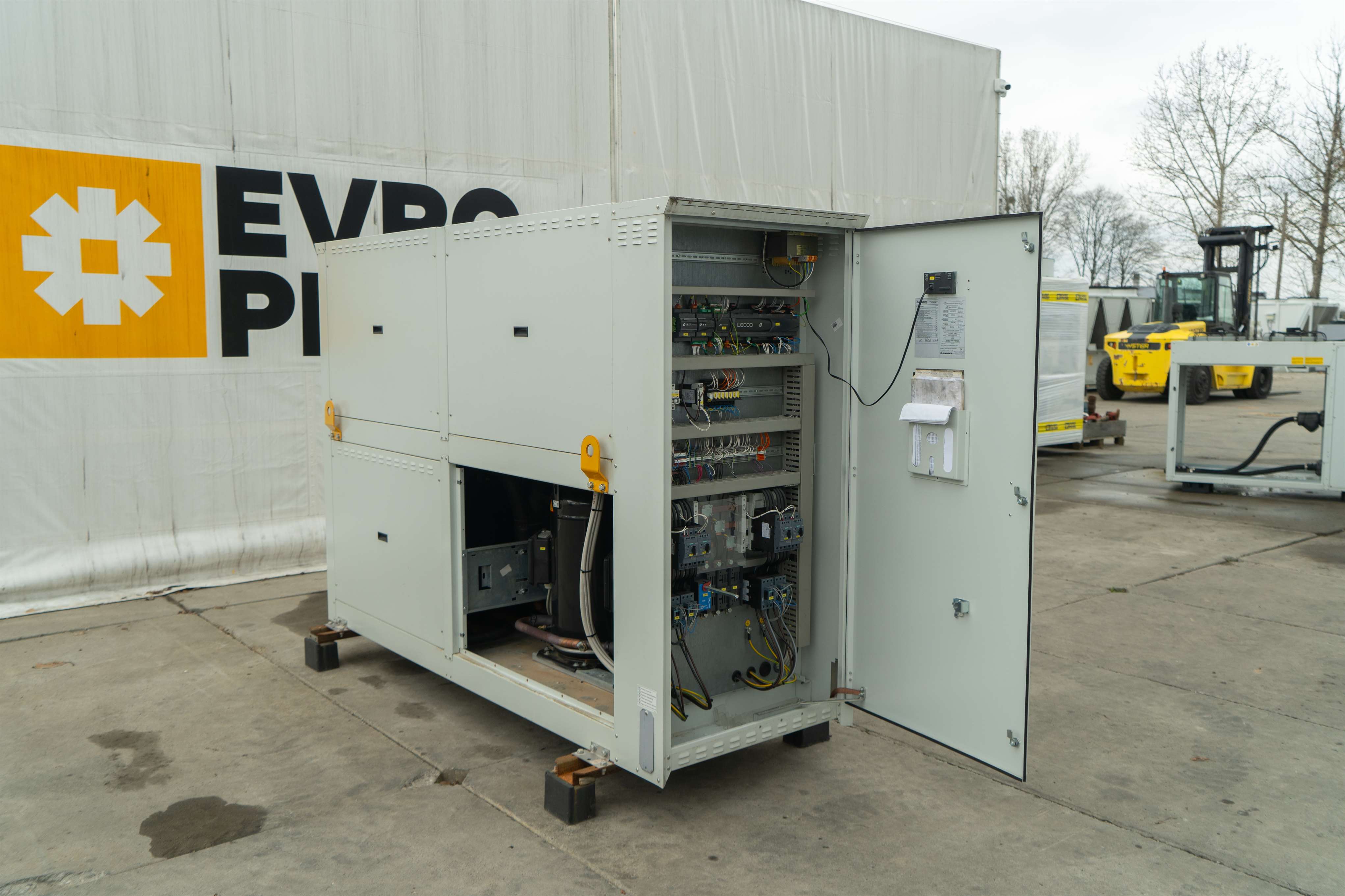 Climaveneta water cooled chiller | 396/439 kW | Nuovo in vendita - foto 7