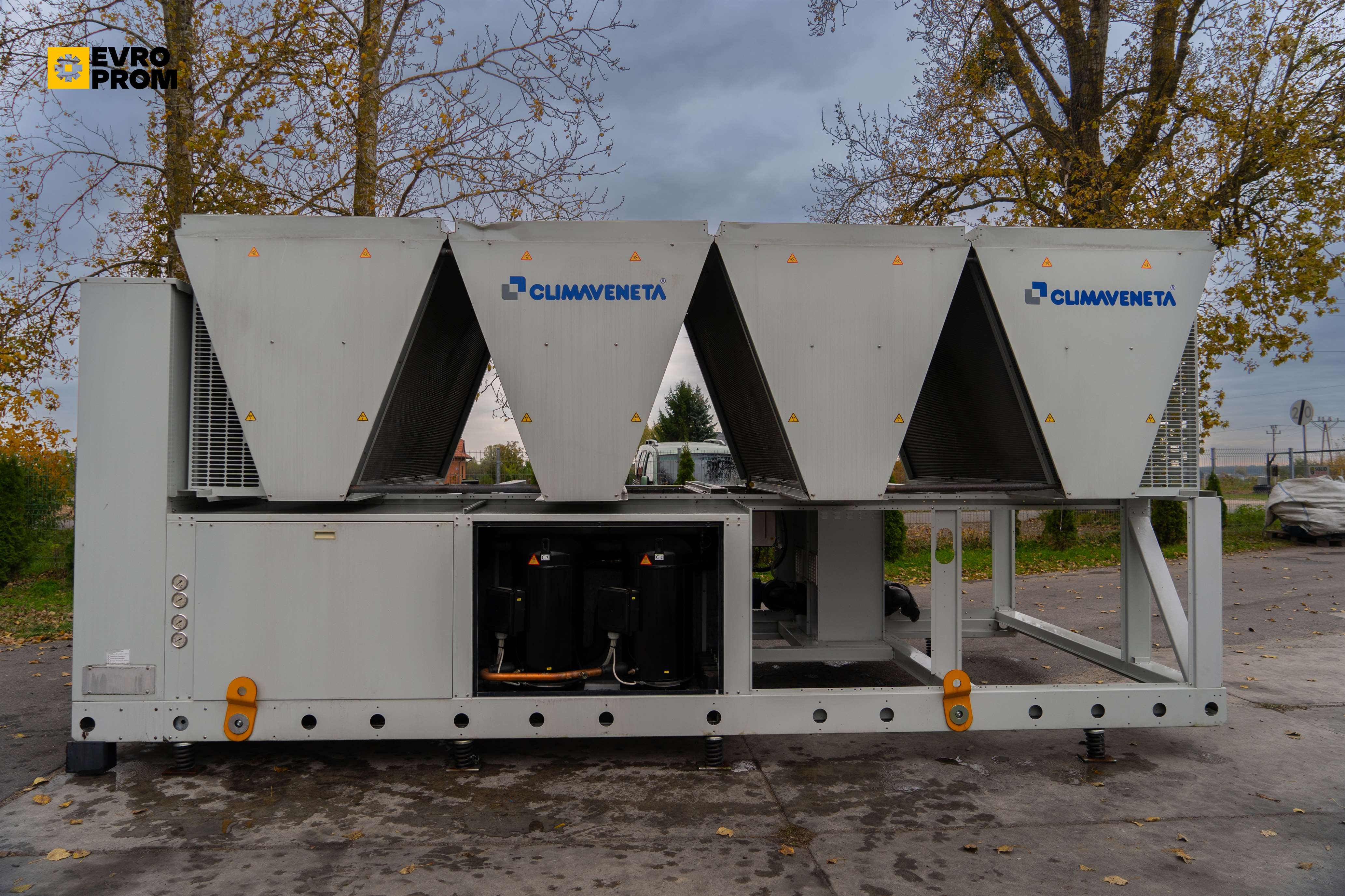 Chiller Climaveneta | 334 kW | 2017 | Usato + Garanzia in vendita - foto 2