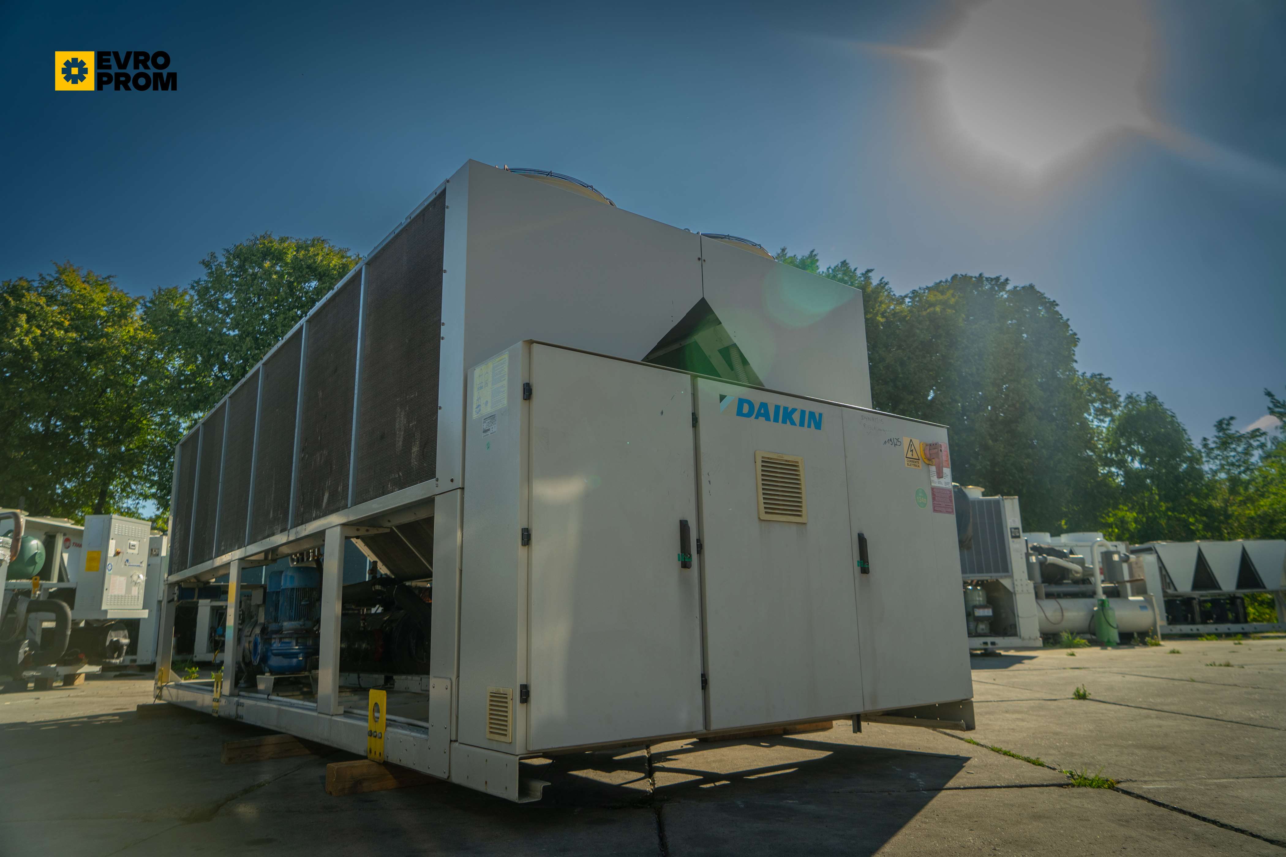 Chiller Daikin | 459 kW | inverter | Usato | Garanzia in vendita - foto 2