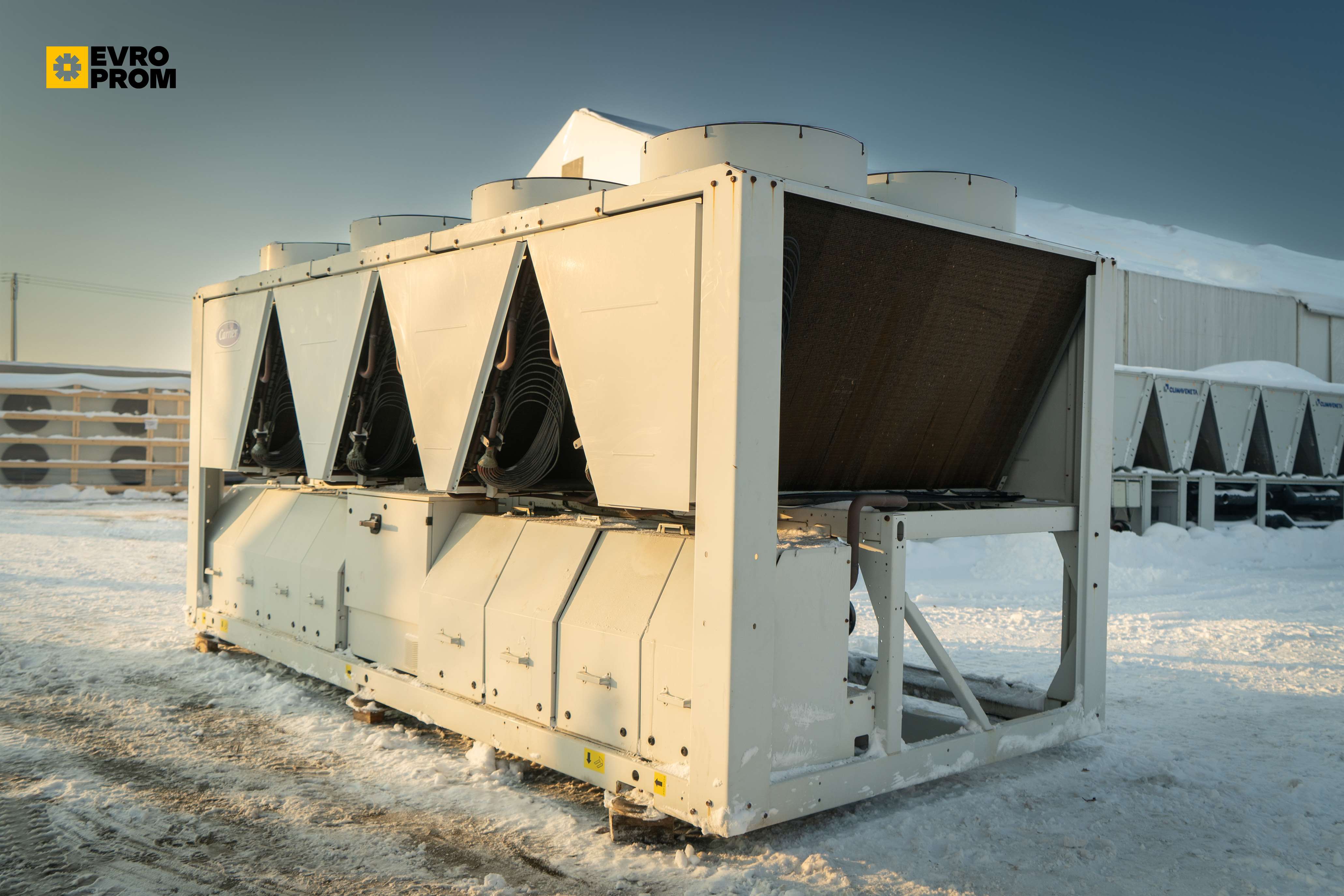 Chiller Carrier 465/560 kW | pompa di calore | Garanzia in vendita - foto 3