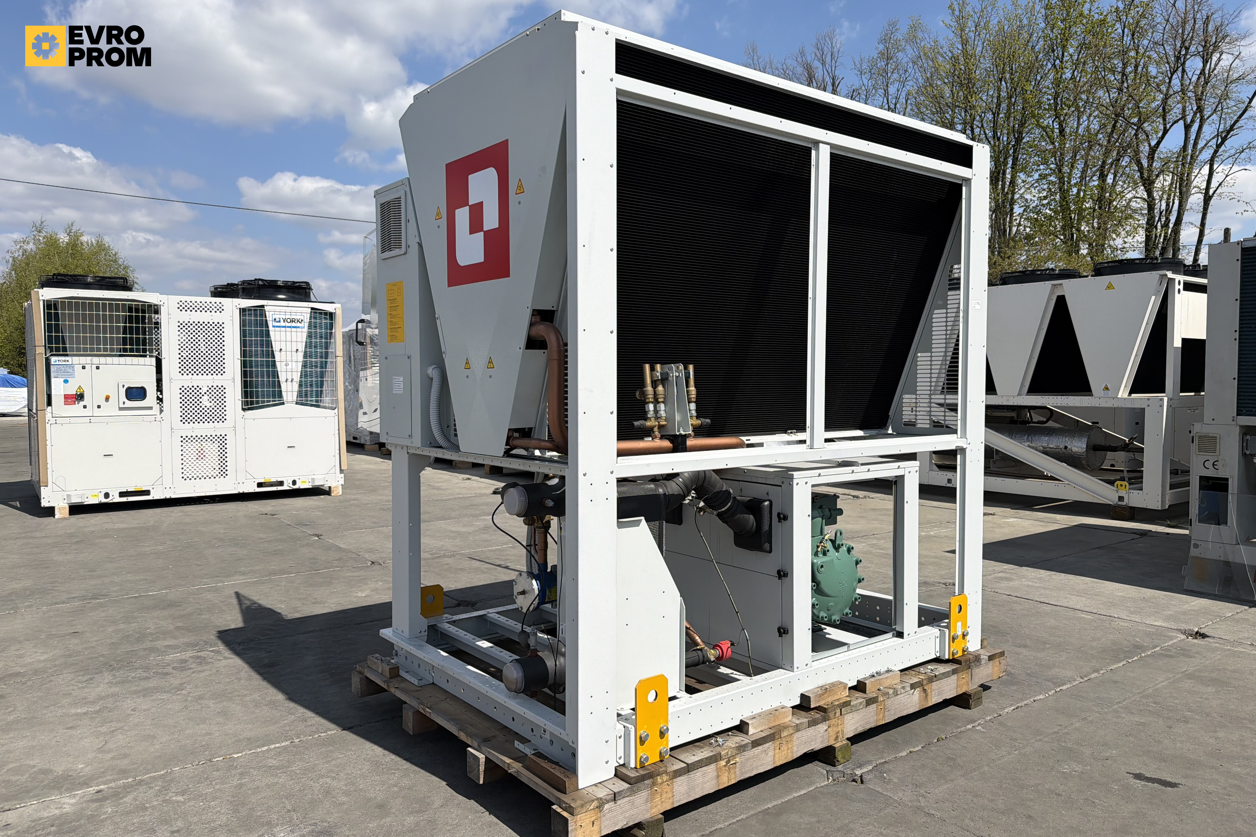 Aircooled chiller Climaveneta | 112 kW | 2018 | Nuovo in vendita - foto 3