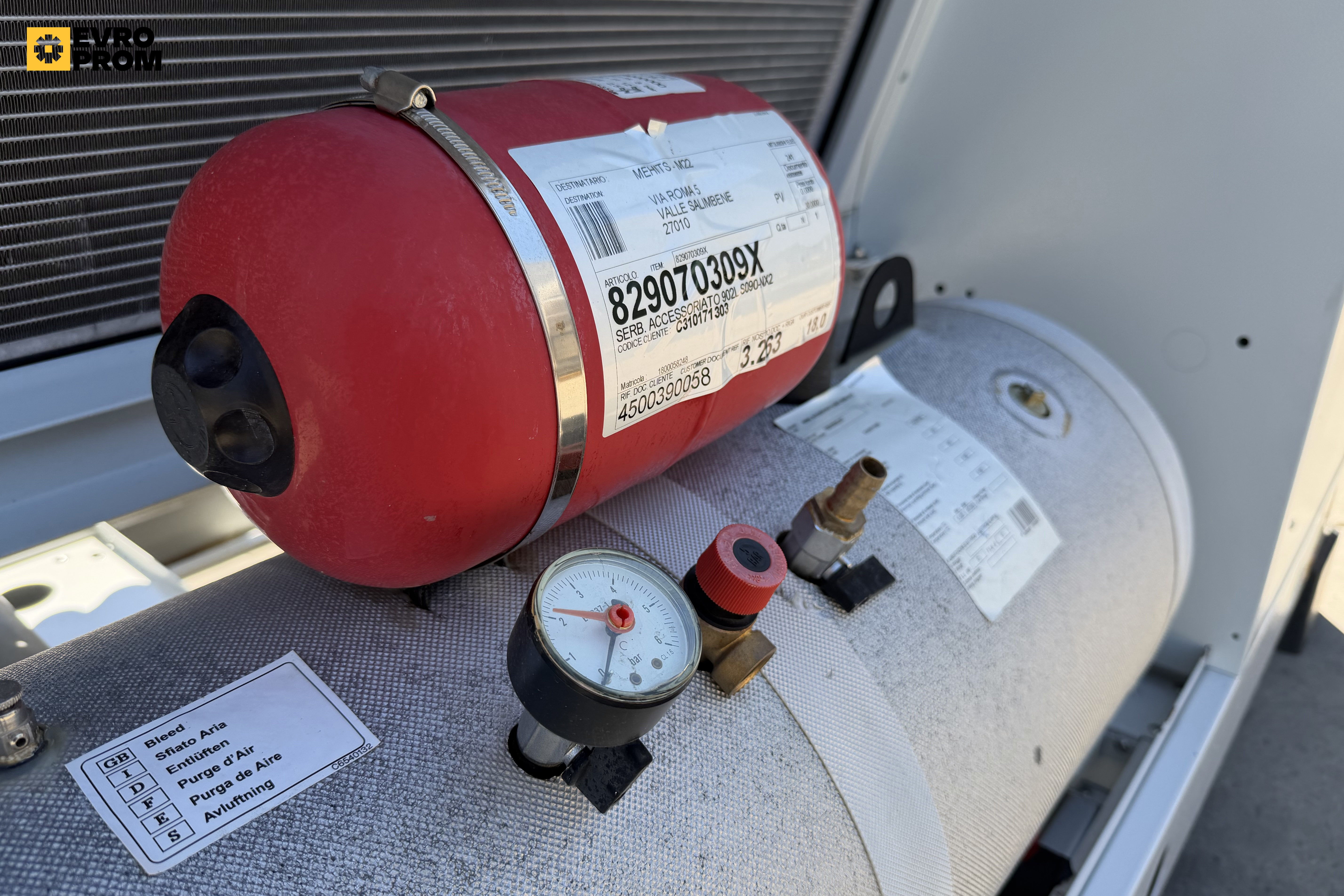 Aircooled chiller Climaveneta 52 kW | inverter | Nuovo in vendita - foto 9