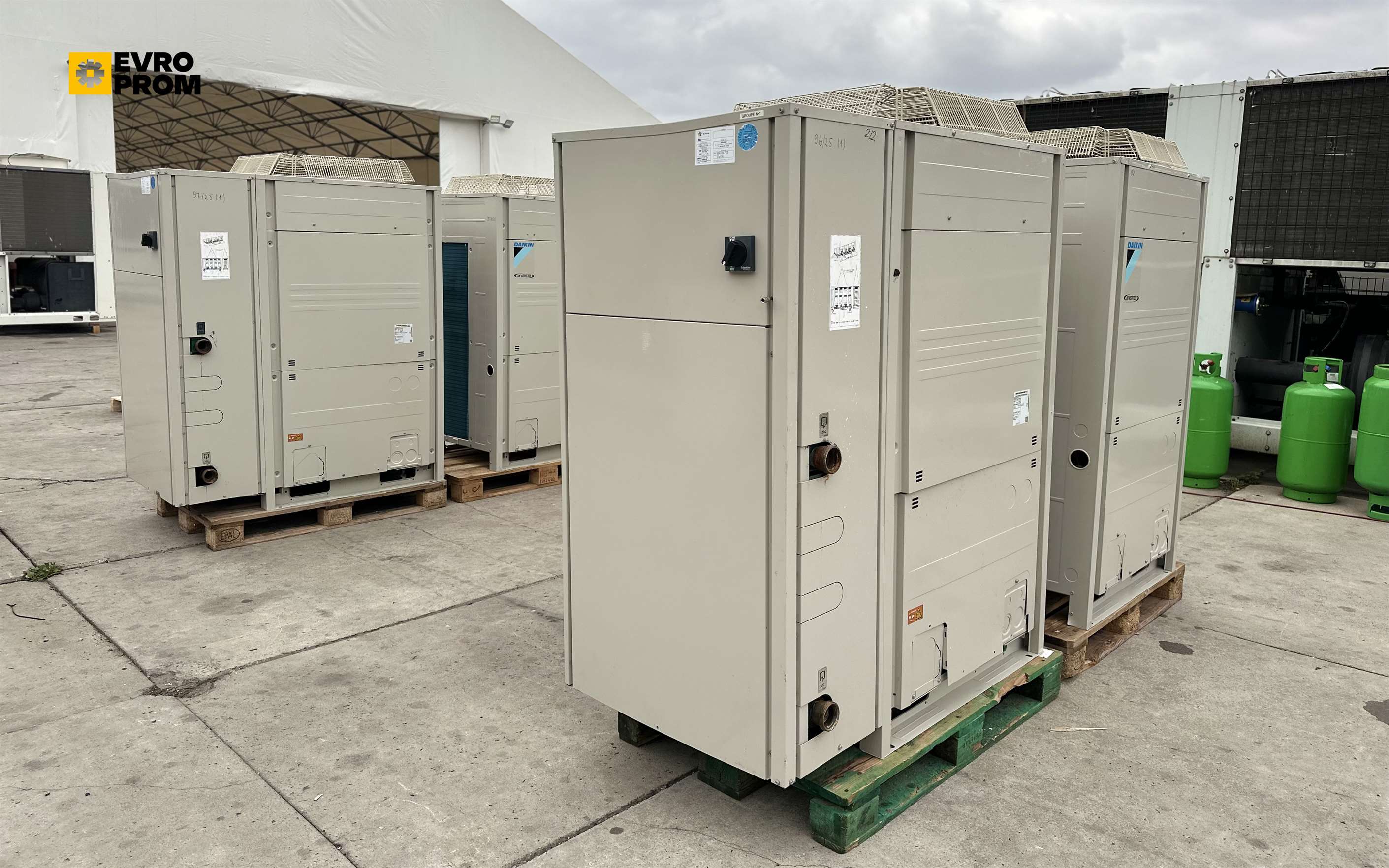 Chiller Daikin 50 kW | pompa di calore | 2018. Garanzia in vendita - foto 3