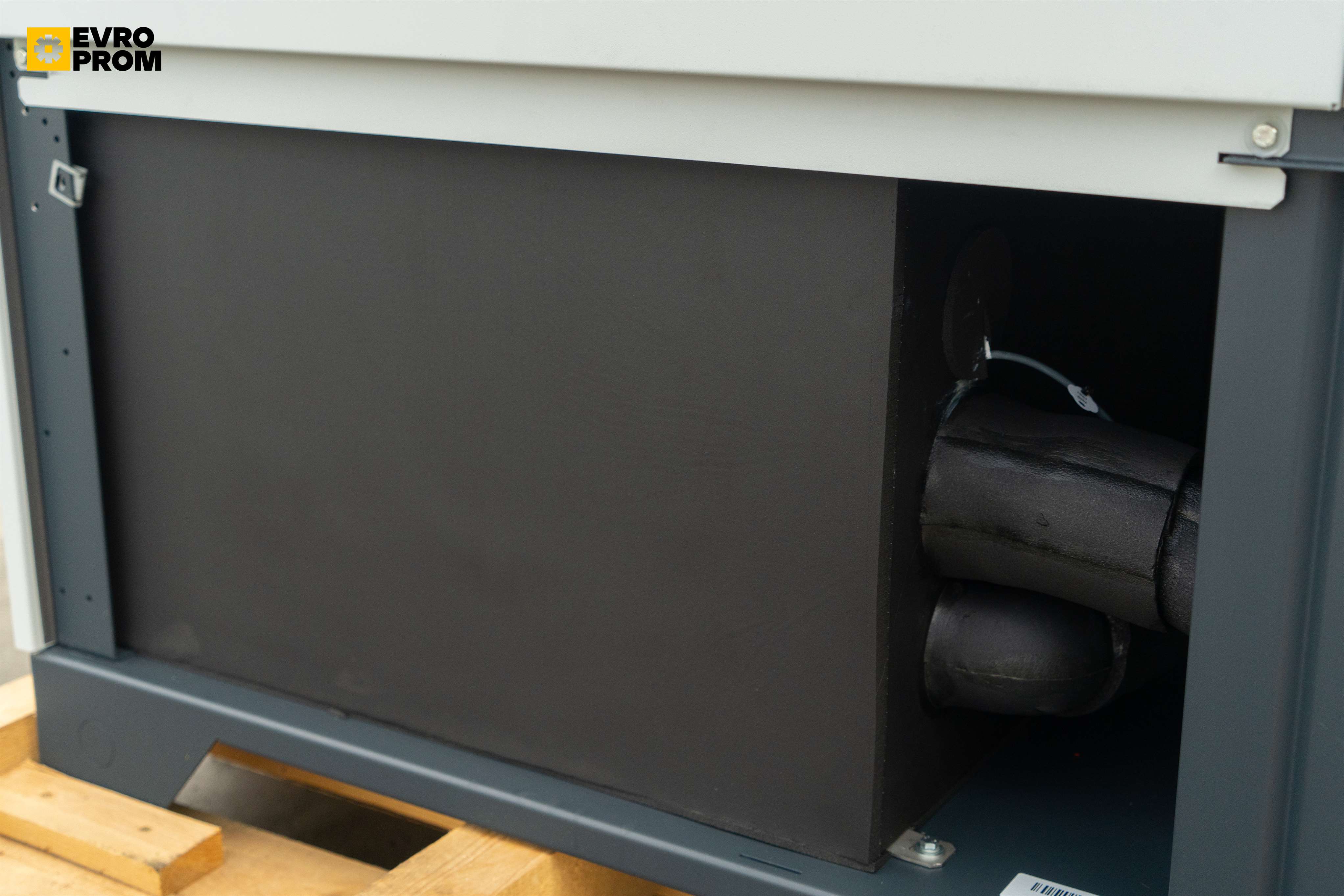 Air cooled chiller KKT | 83 kW | R410A | 2021 | Nuovo in vendita - foto 8