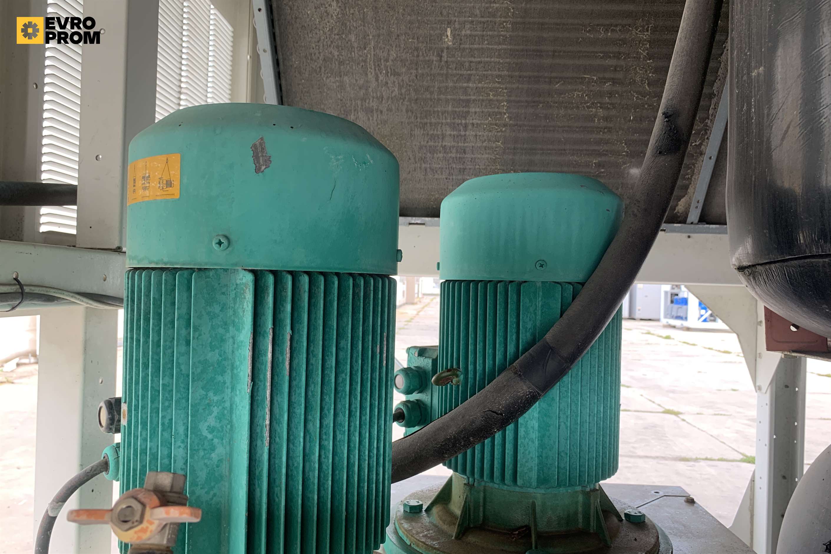 Chiller Trane usato | 380,9 kW | 2011 Garanzia in vendita - foto 7