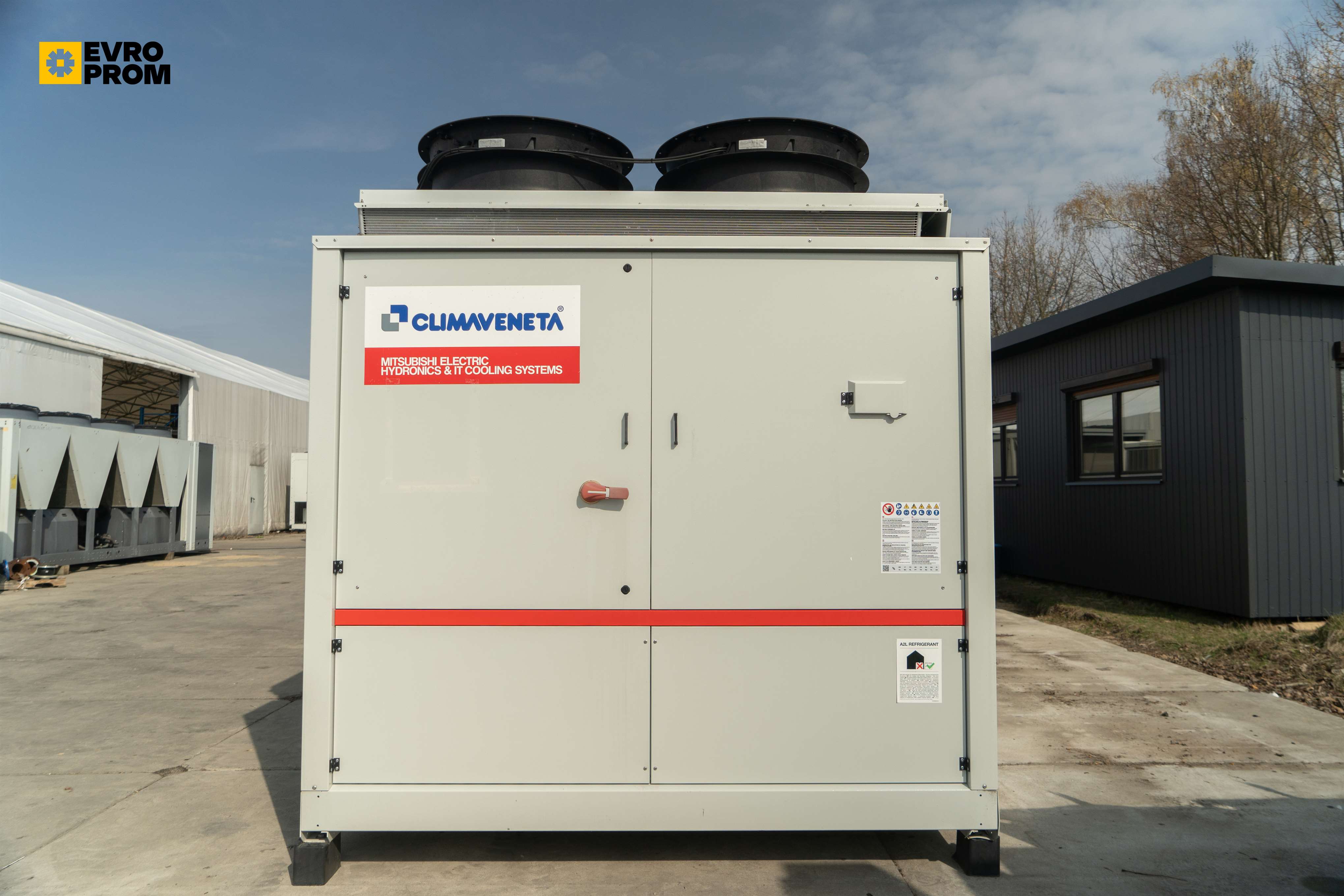 Chiller CLIMAVENETA | 657 kW | 2023 | Garanzia | Nuovo in vendita - foto 3