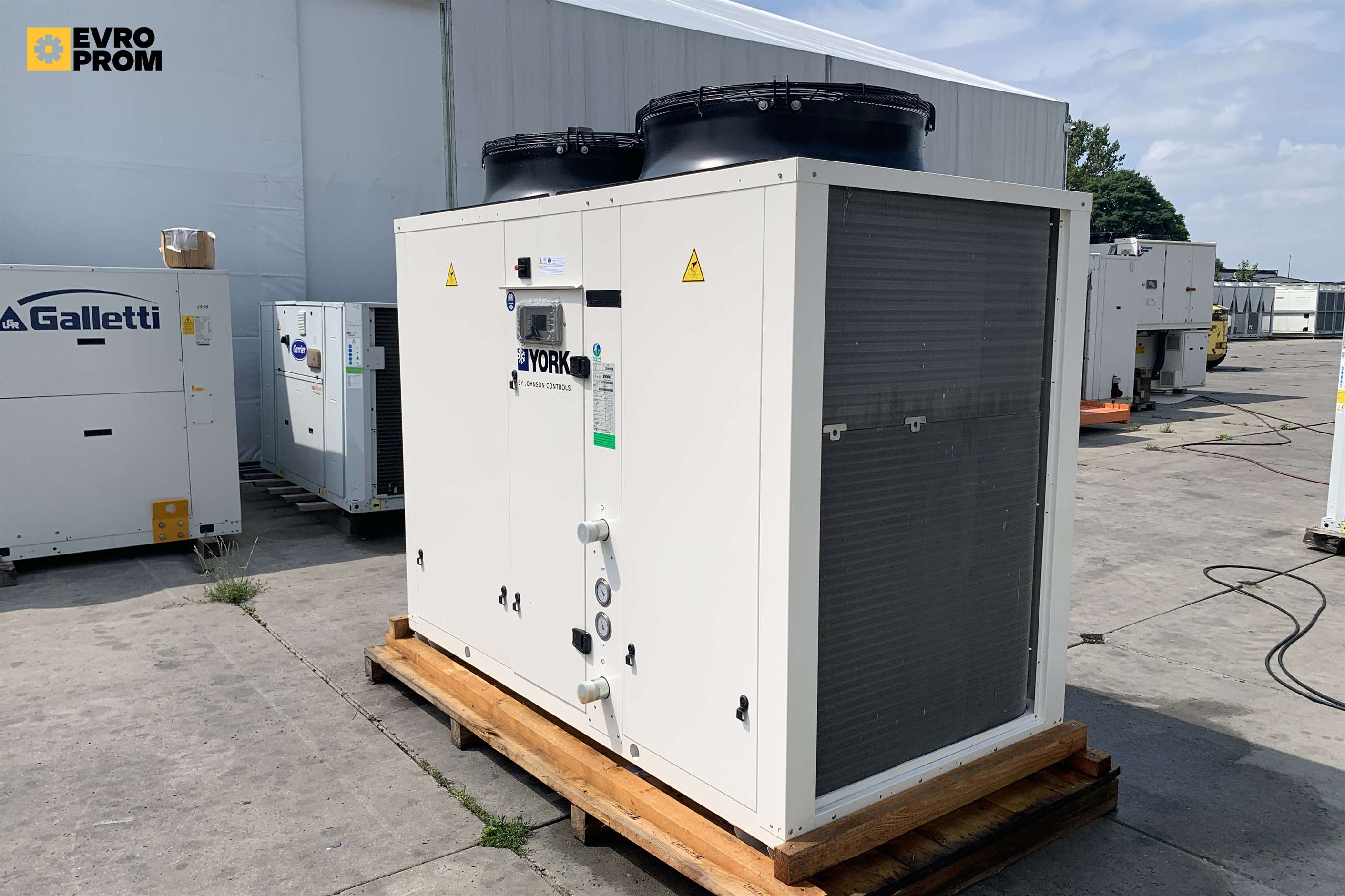 Chiller York aircooled | 75,1 kW | 2022 Nuovo in vendita - foto 3