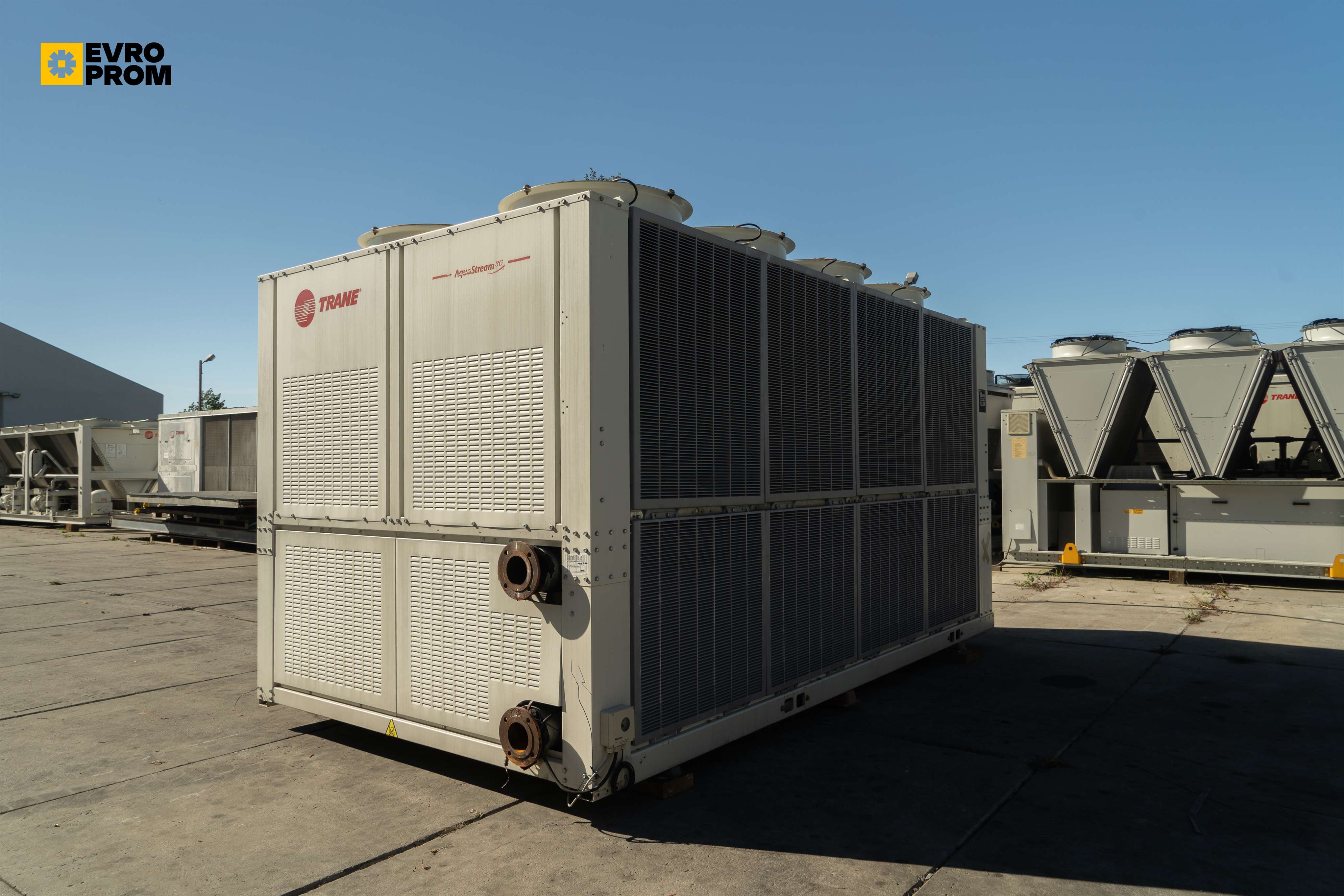 Air cooled chiller Trane | 254 kW | 2016 | Garanzia in vendita - foto 5