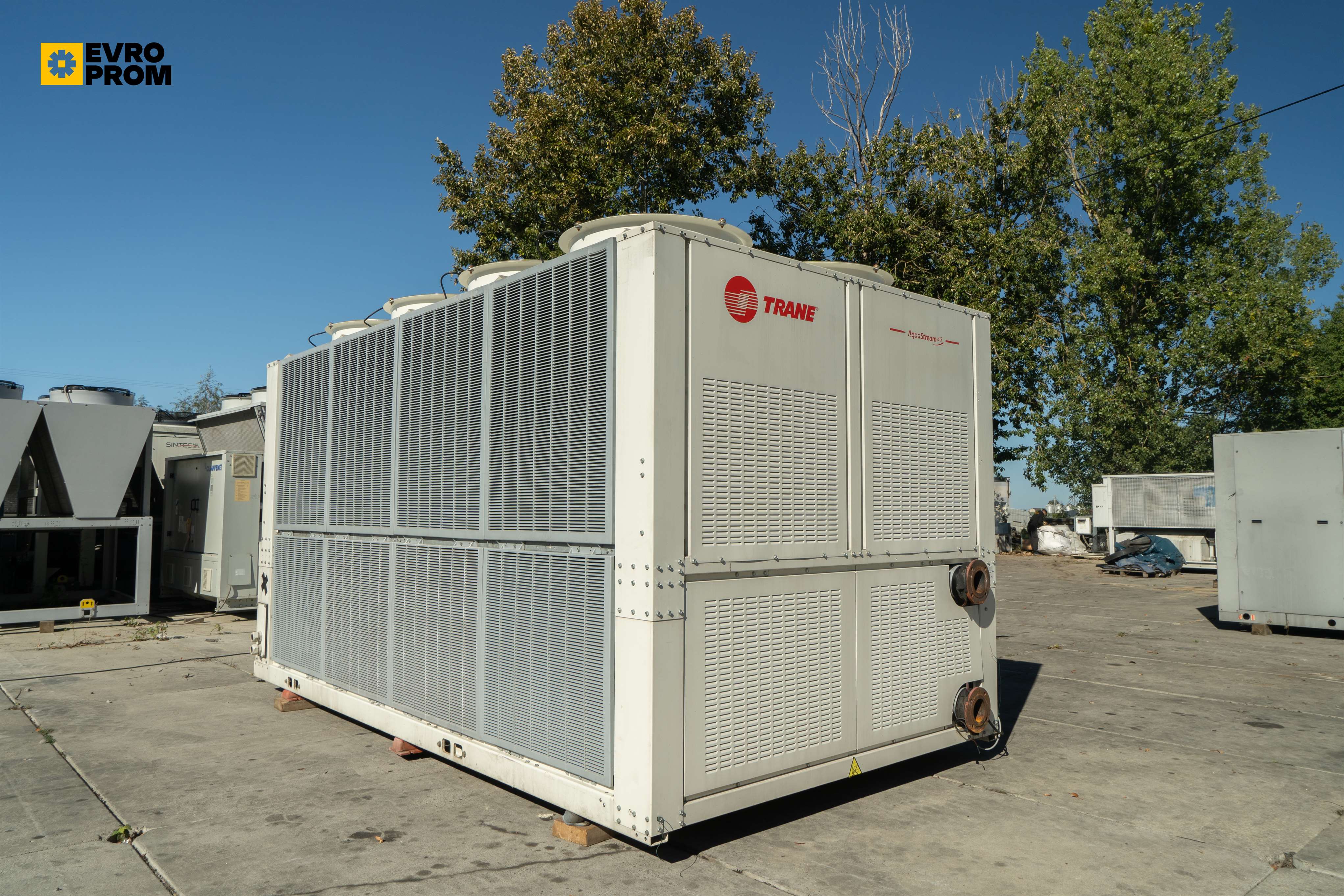 Air cooled chiller Trane | 254 kW | 2016 | Garanzia in vendita - foto 6