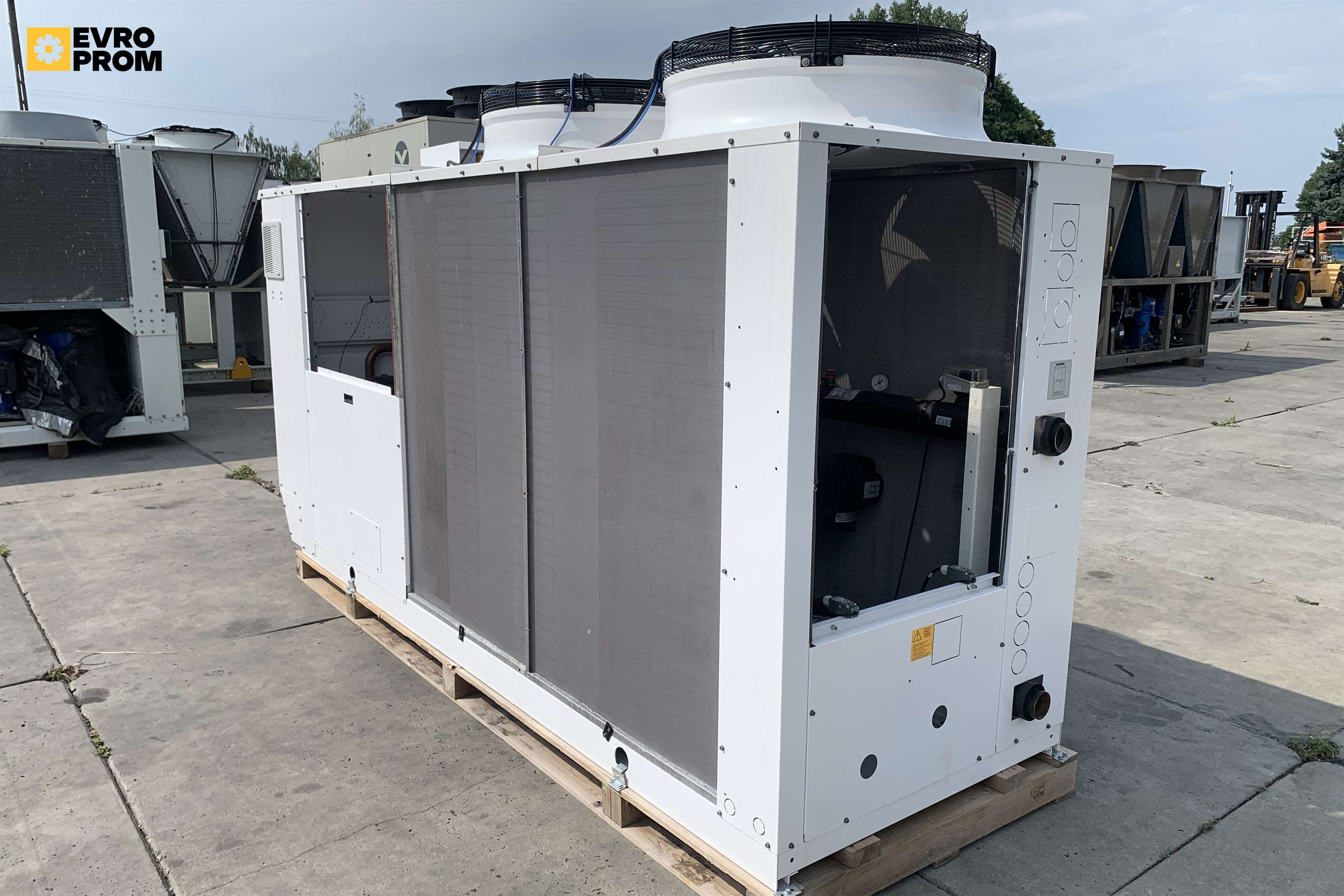 135 kW | Chiller Aermec aircooled | Nuovo 2024 in vendita - foto 8