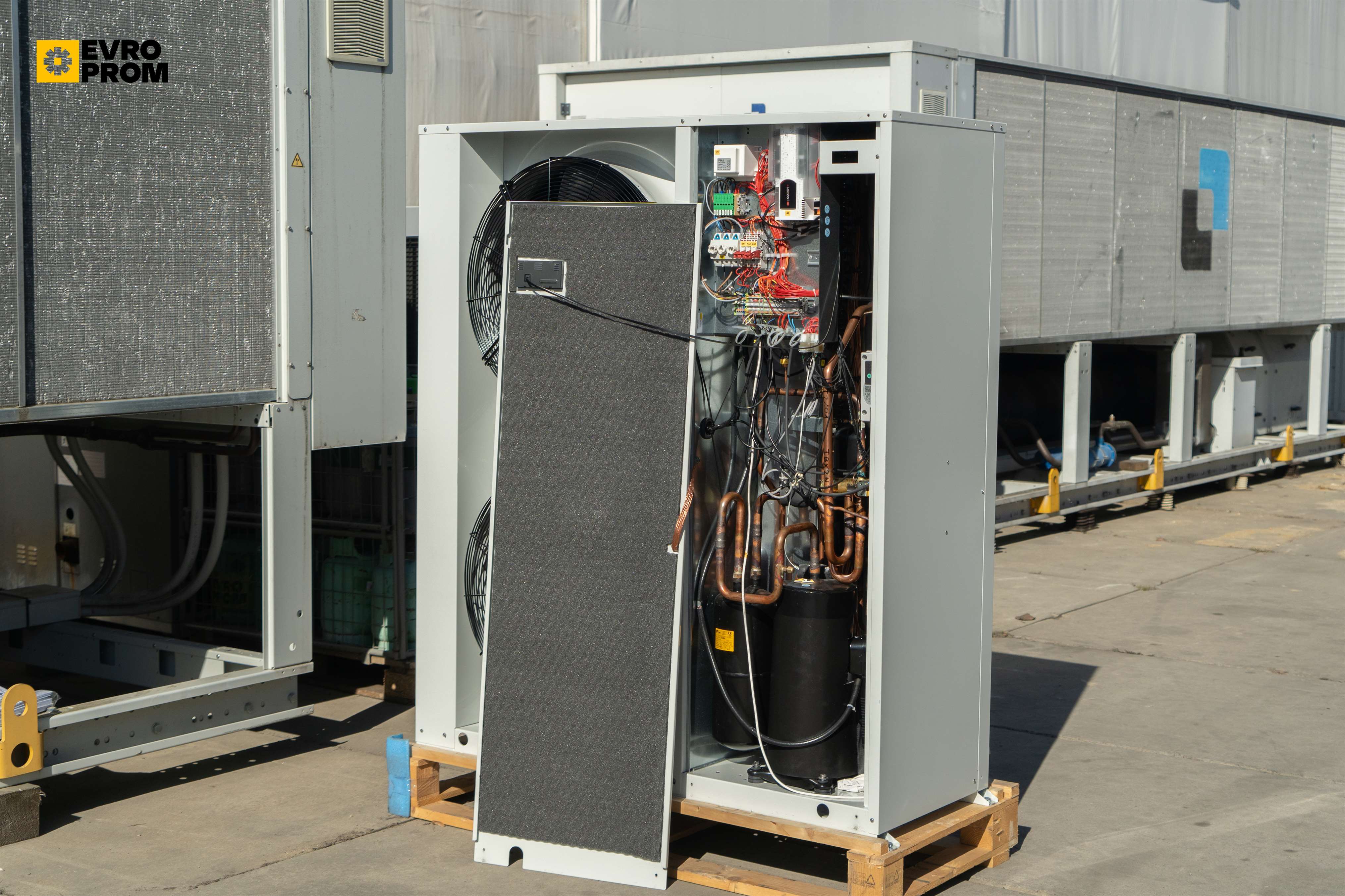 Chiller Climaveneta 25/27 kW | pompa di calore | Nuovo in vendita - foto 6