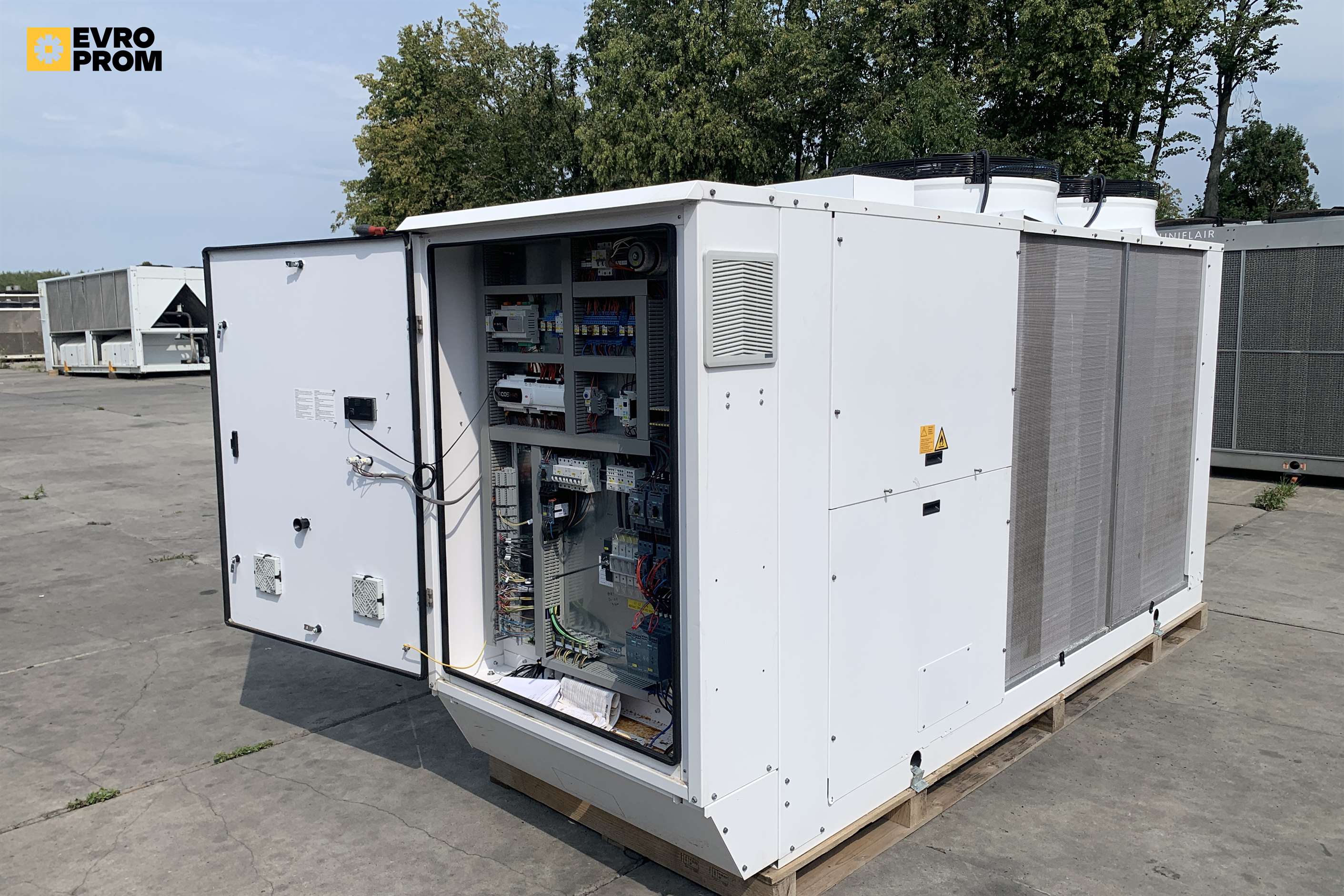 135 kW | Chiller Aermec aircooled | Nuovo 2024 in vendita - foto 7