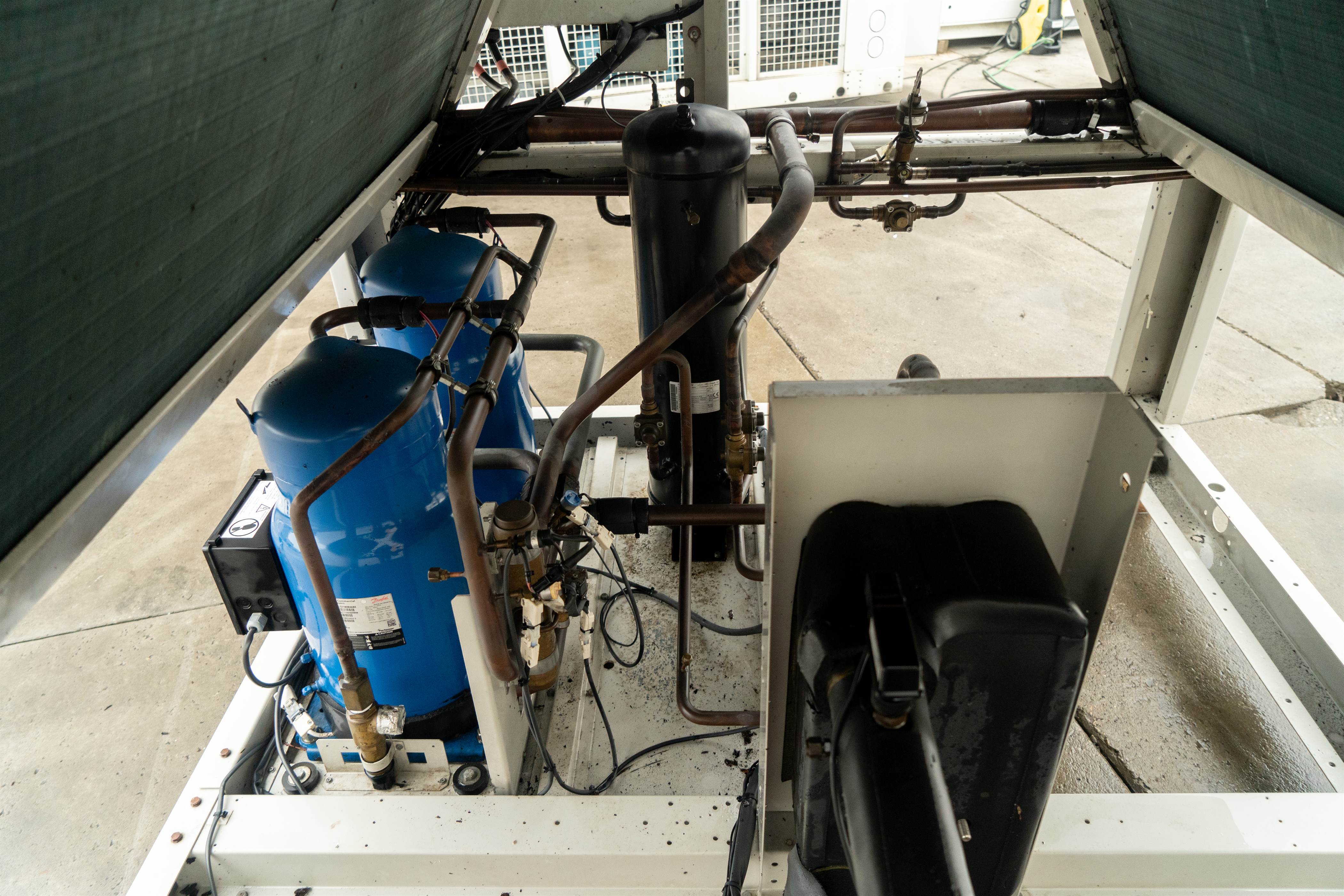 Chiller Daikin 77/87 kW | pompa di calore | Usato in vendita - foto 8