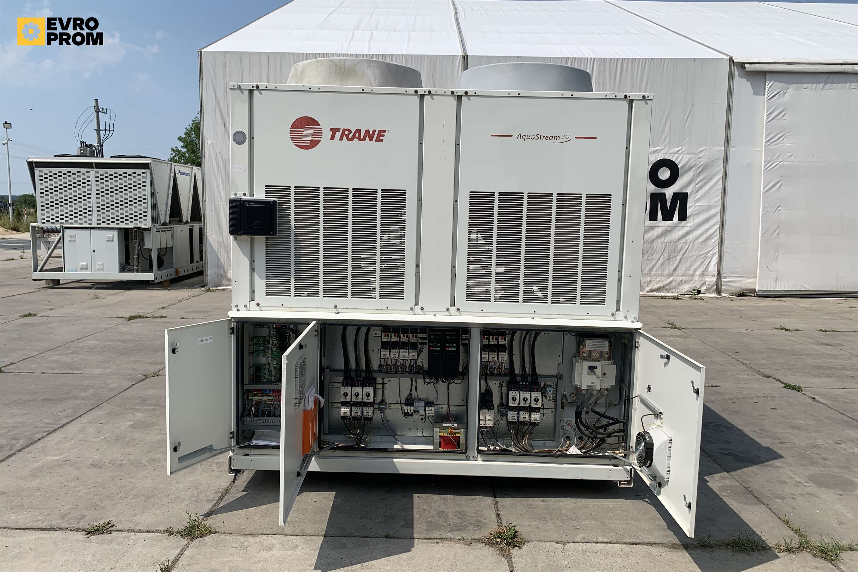 Chiller Trane usato | 380,9 kW | 2011 Garanzia in vendita - foto 9