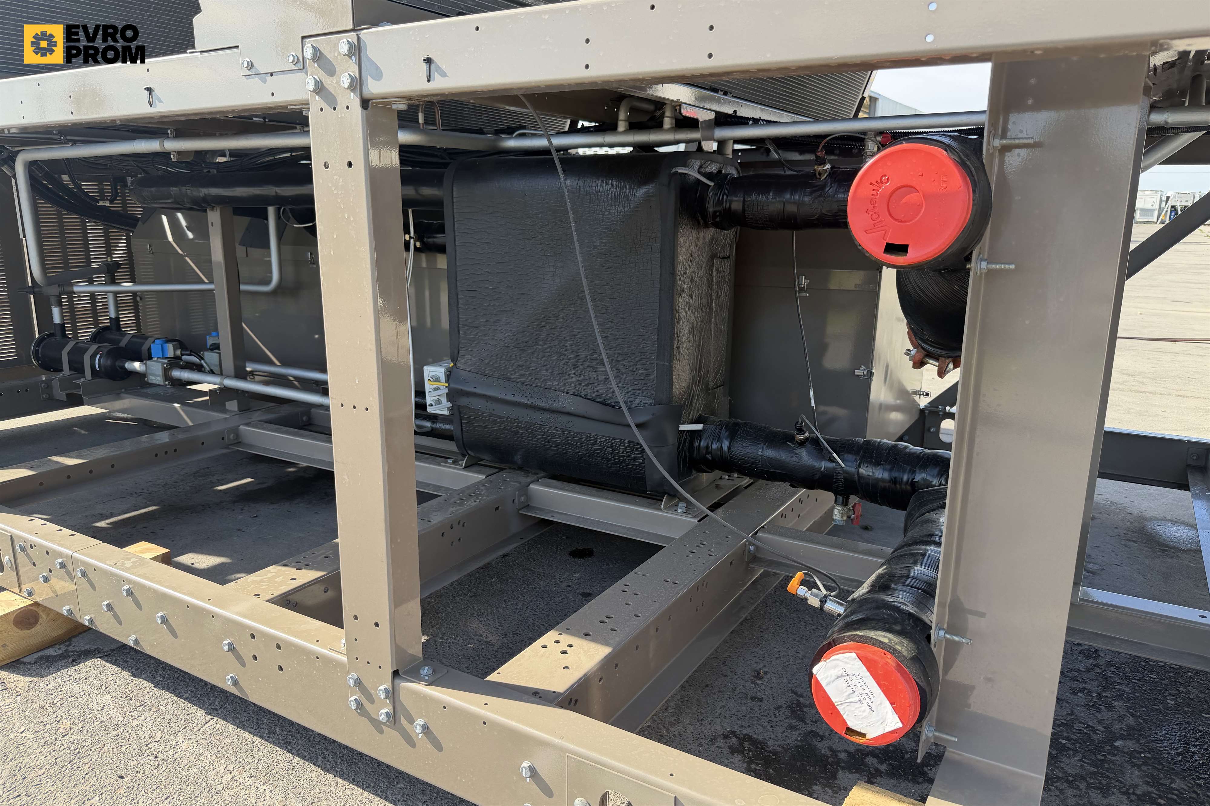 Air cooled chiller York | 520 kW | 2023 | Nuovo in vendita - foto 10