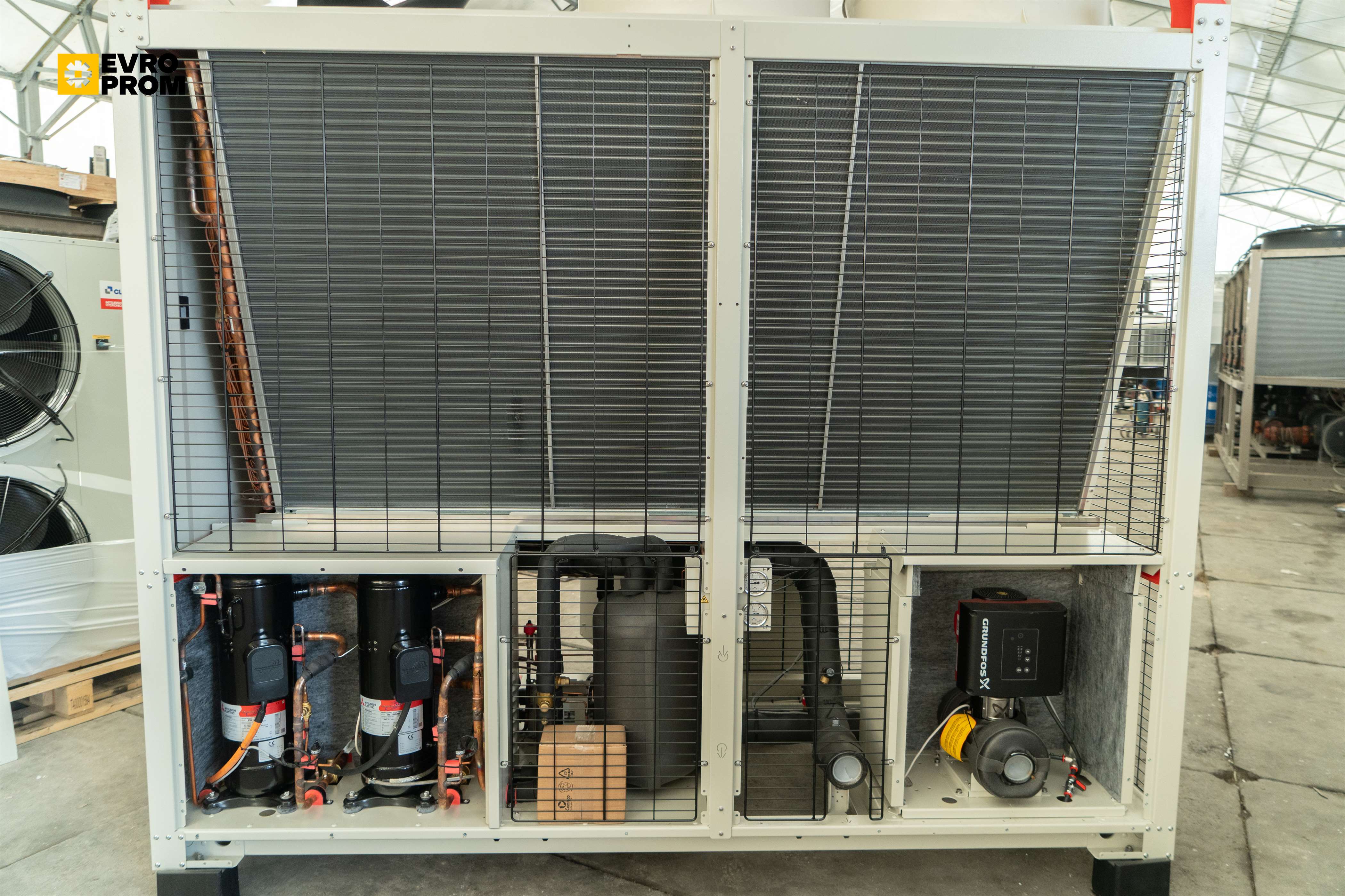 Chiller CLIMAVENETA | 66,7/49,4 kW | Garanzia | Nuovo in vendita - foto 5