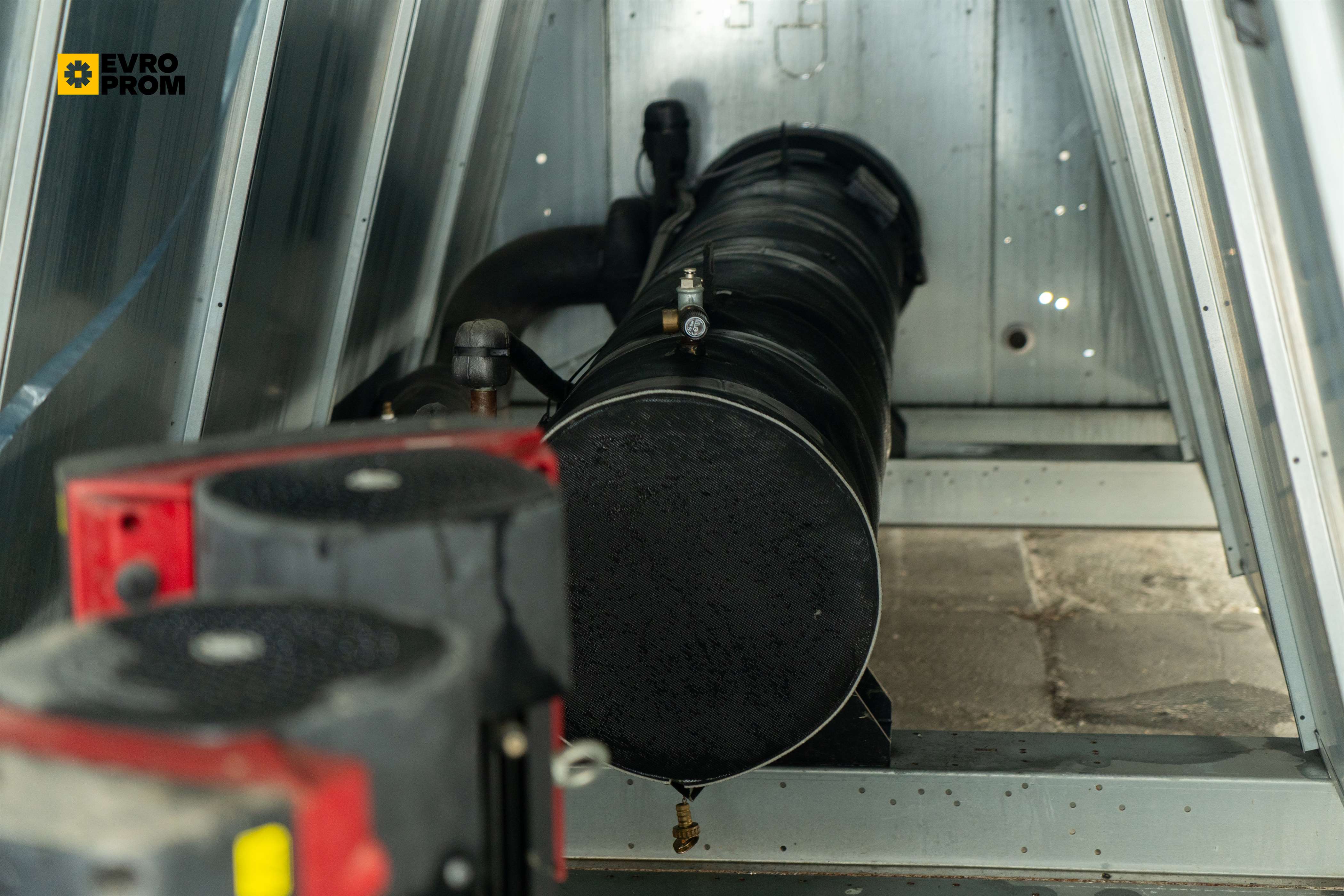 Chiller Climaveneta 311/327 kW | pompa di calore| Nuovo in vendita - foto 12