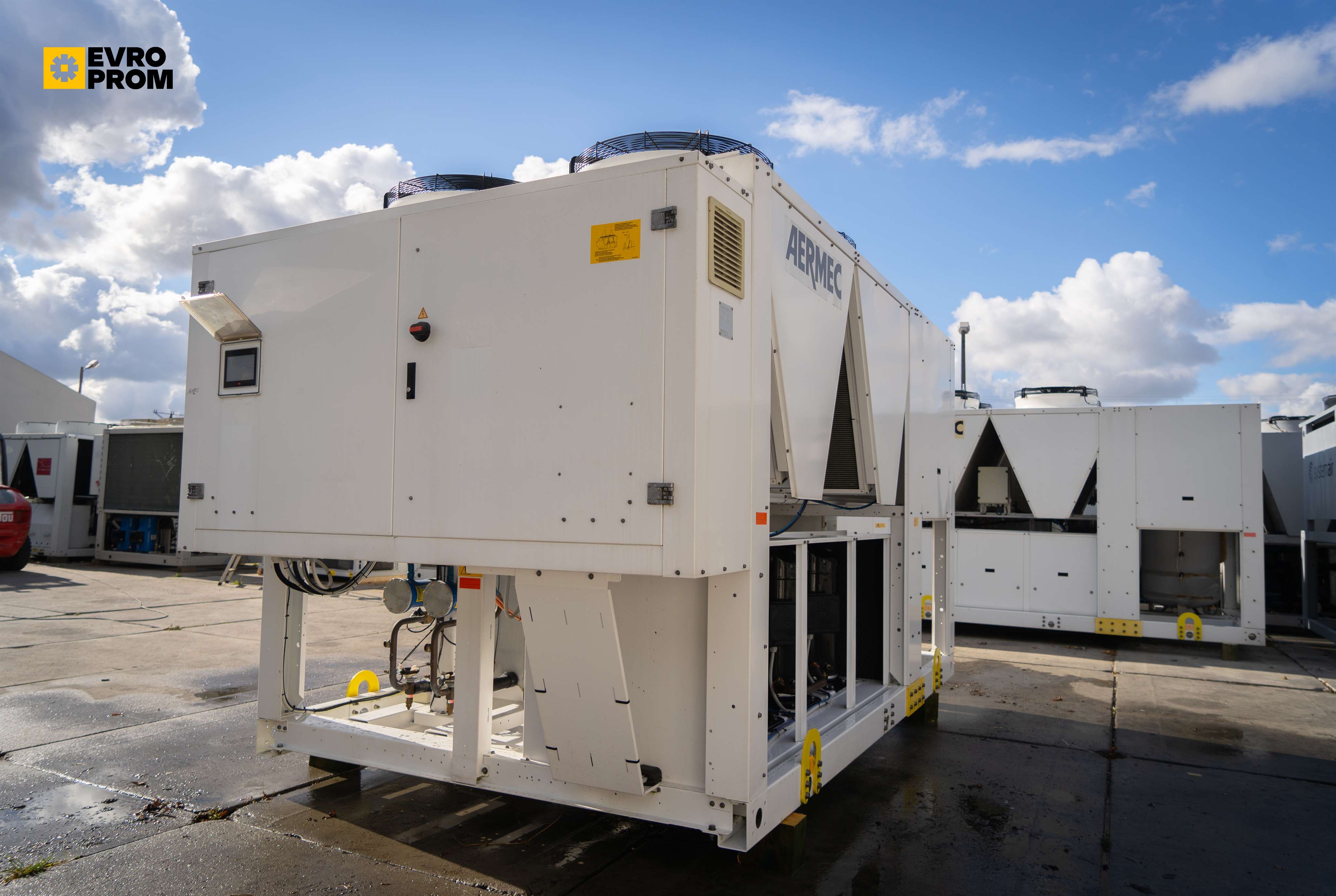 Chiller AERMEC | 217 kW | 2019 | Garanzia | Nuovo in vendita - foto 2