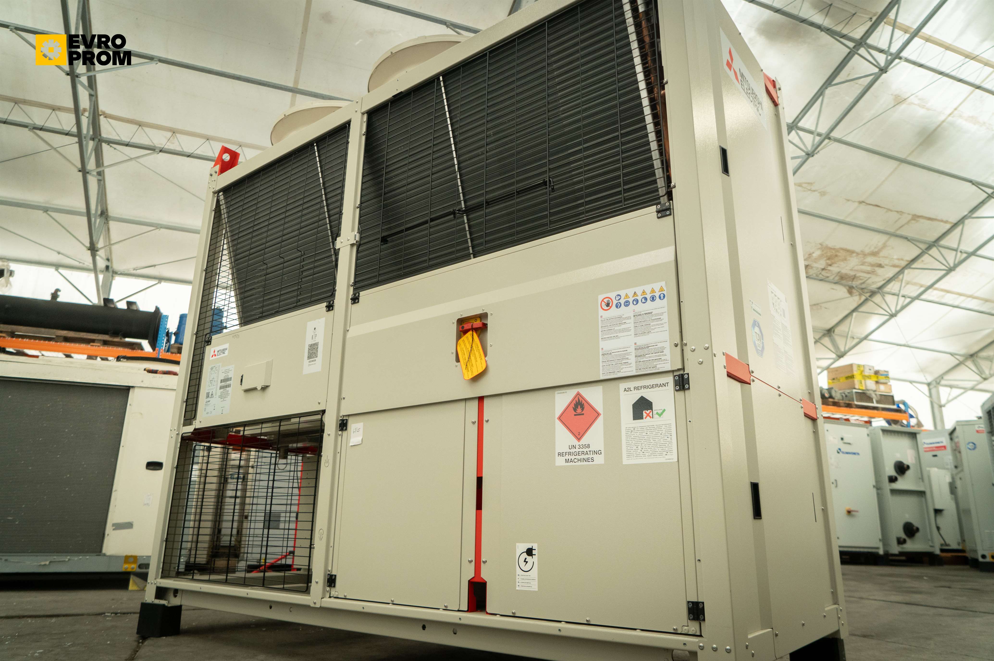 Chiller CLIMAVENETA | 66,7/49,4 kW | Garanzia | Nuovo in vendita - foto 3
