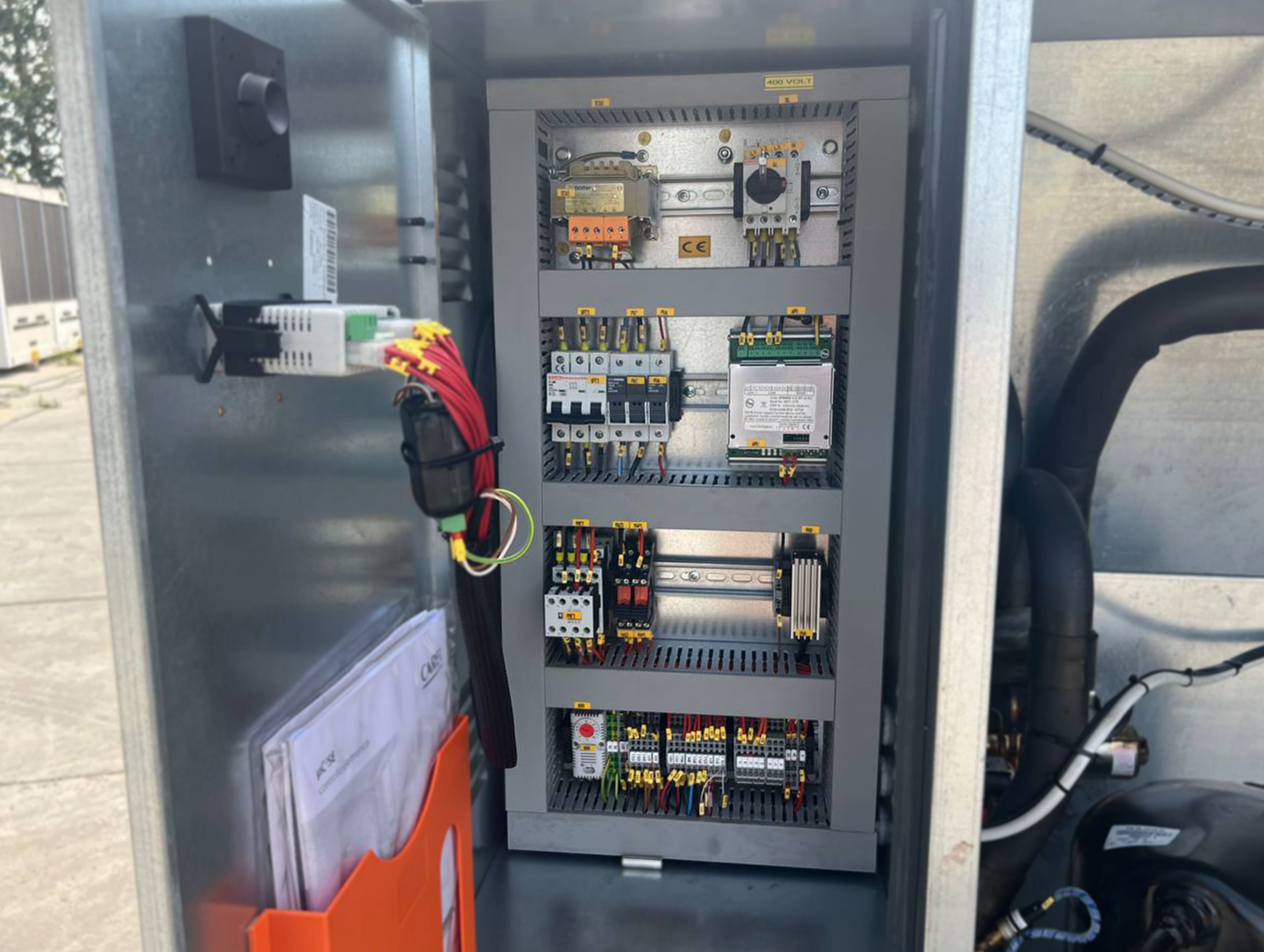 Chiller Emicon 22/25 kW | pompa di calore | 2024 Nuovo in vendita - foto 6