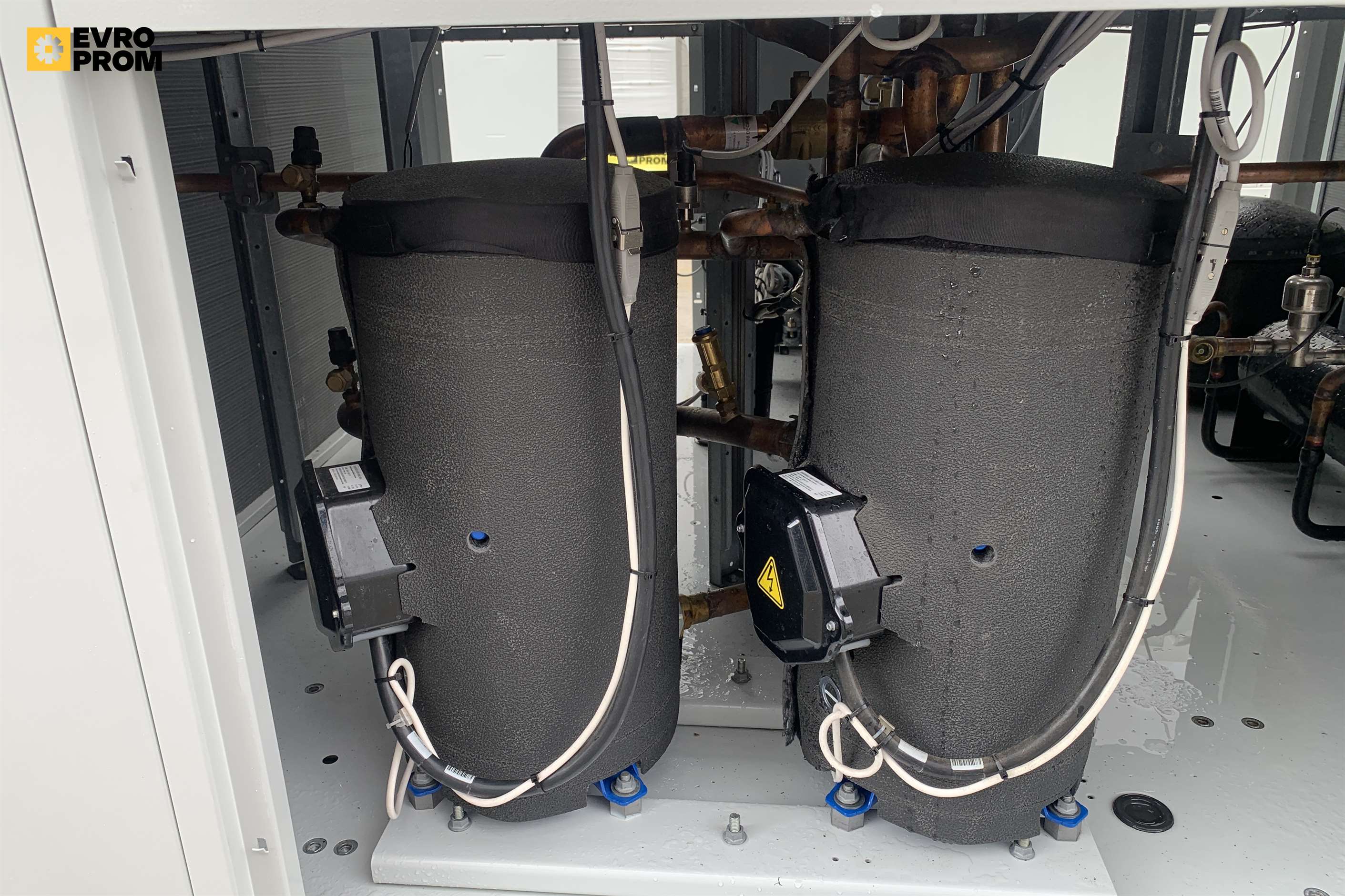 Chiller Carrier pompa di calore | 87/93 kW | 2023 in vendita - foto 9