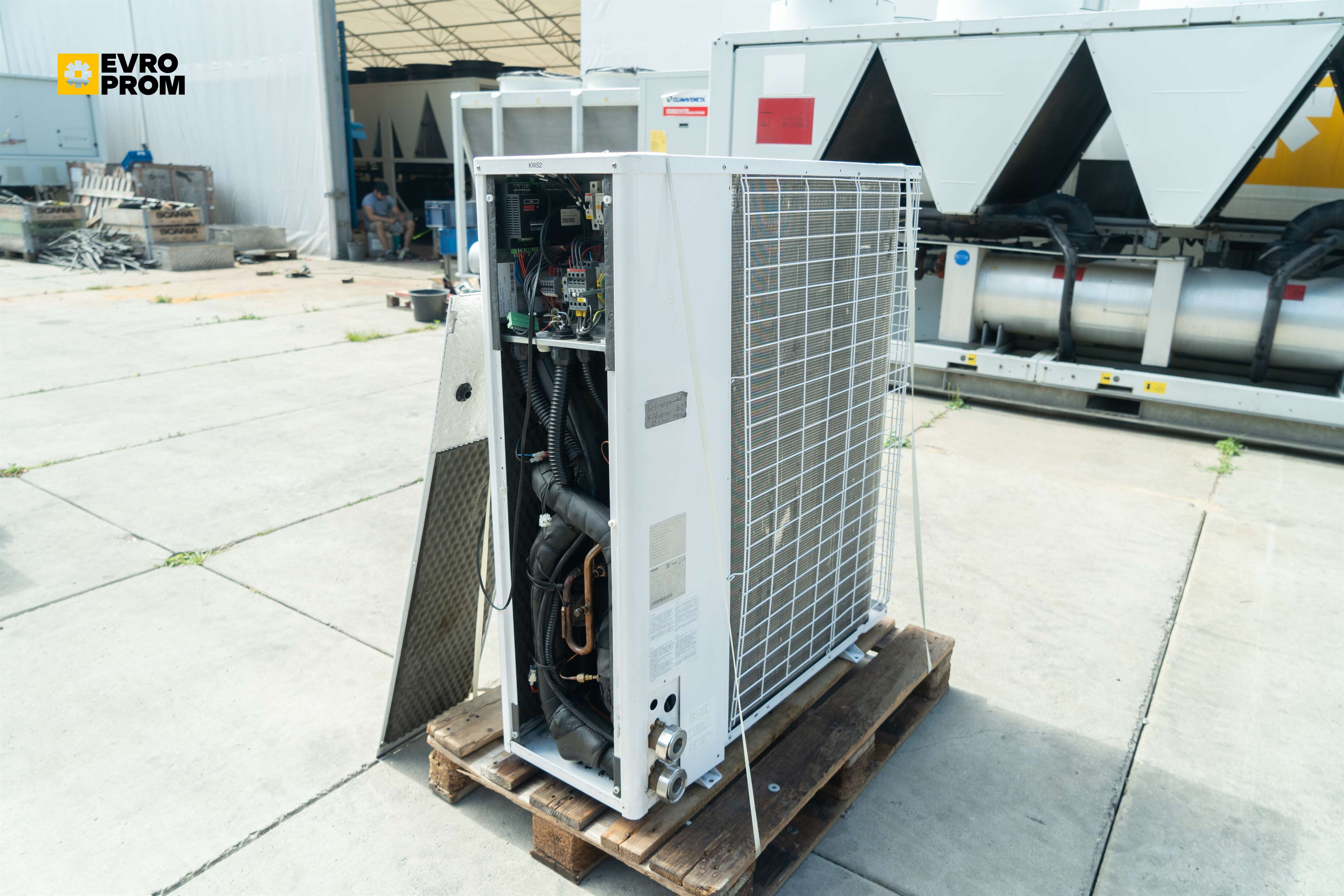 Chiller Aermec 20 kW | R410A | 2019 | Usato | Garanzia in vendita - foto 5