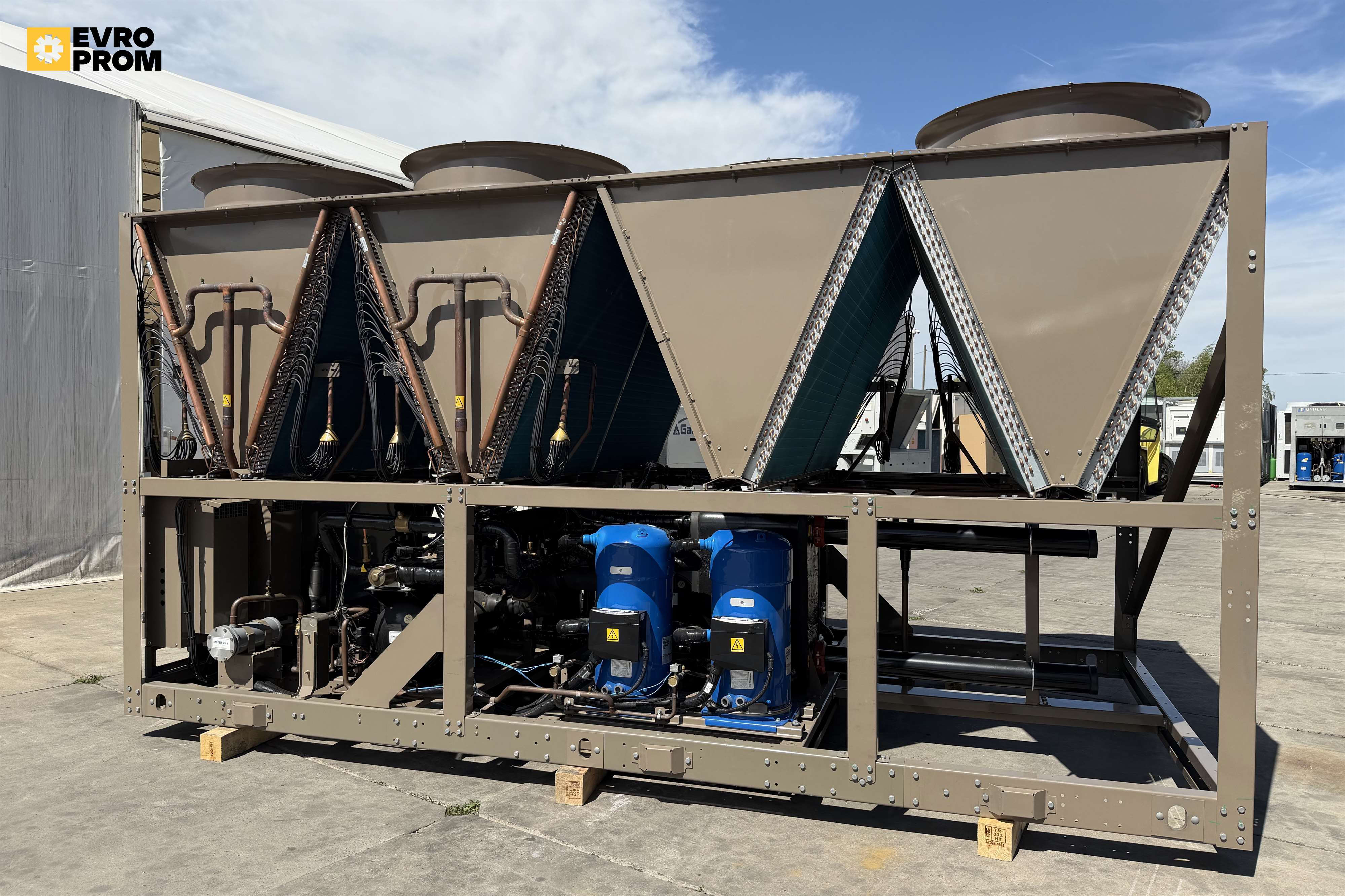 Chiller York 364/406 kW | pompa di calore | Nuovo in vendita - foto 4