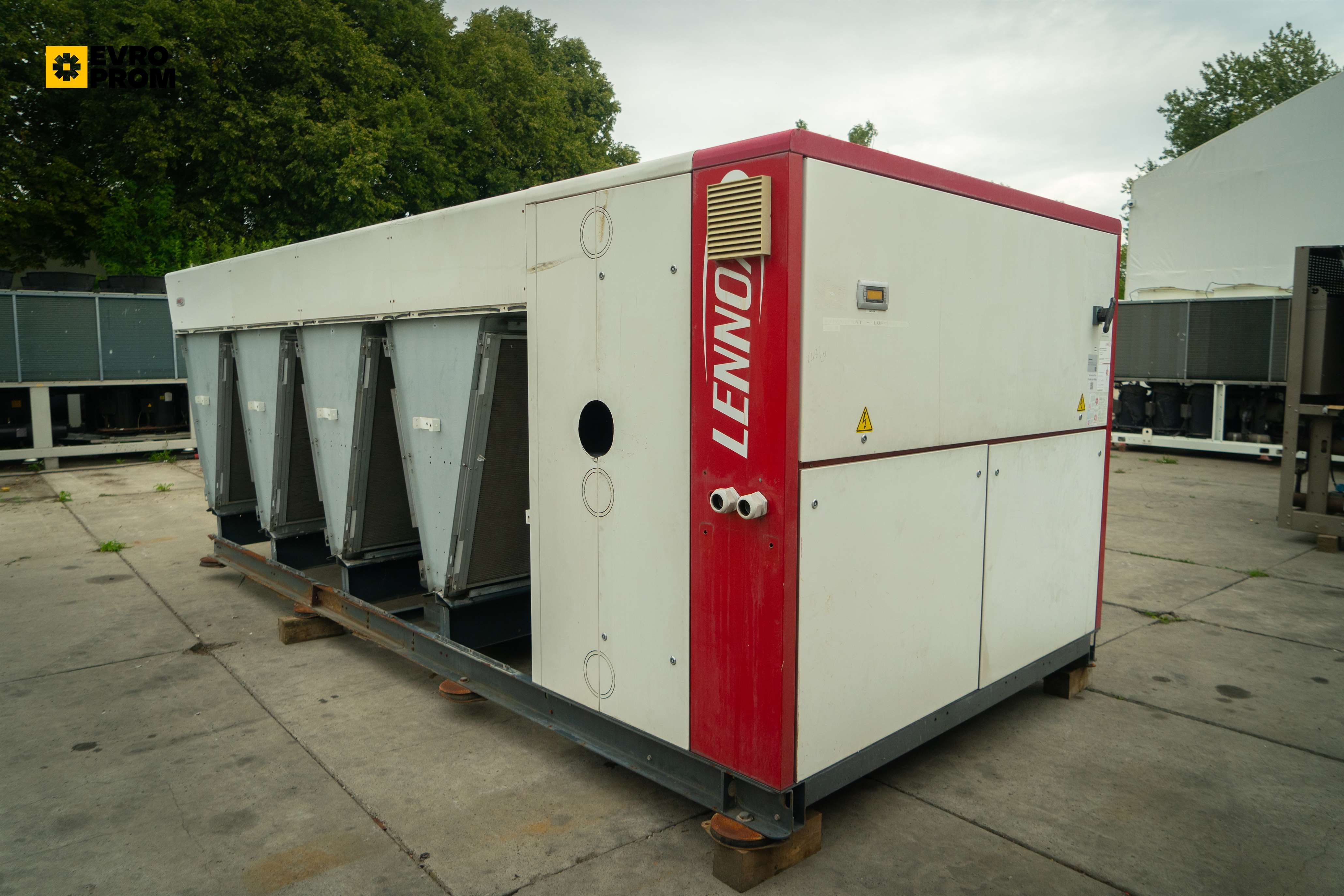 Air cooled chiller Lennox | 420 kW | Usato | Garanzia in vendita - foto 2