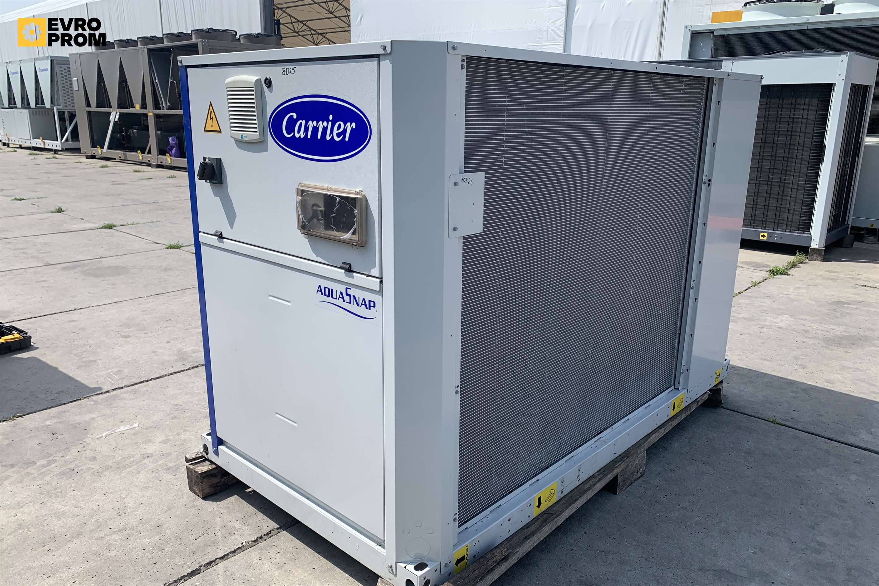 Chiller Carrier aircooled | 41,7 kW | 2023 Nuovo in vendita - foto 2